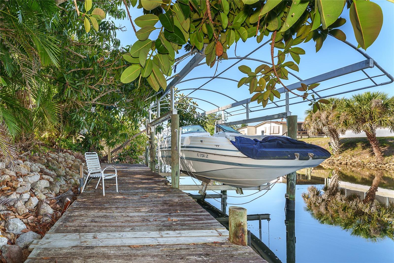 1320 SEAGULL DR