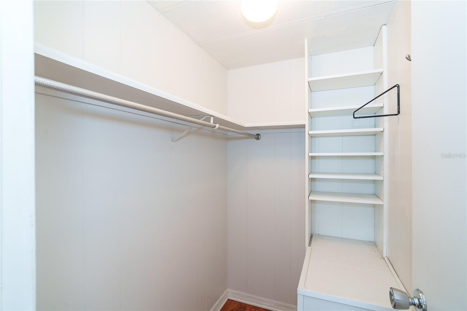 1320 SEAGULL DR