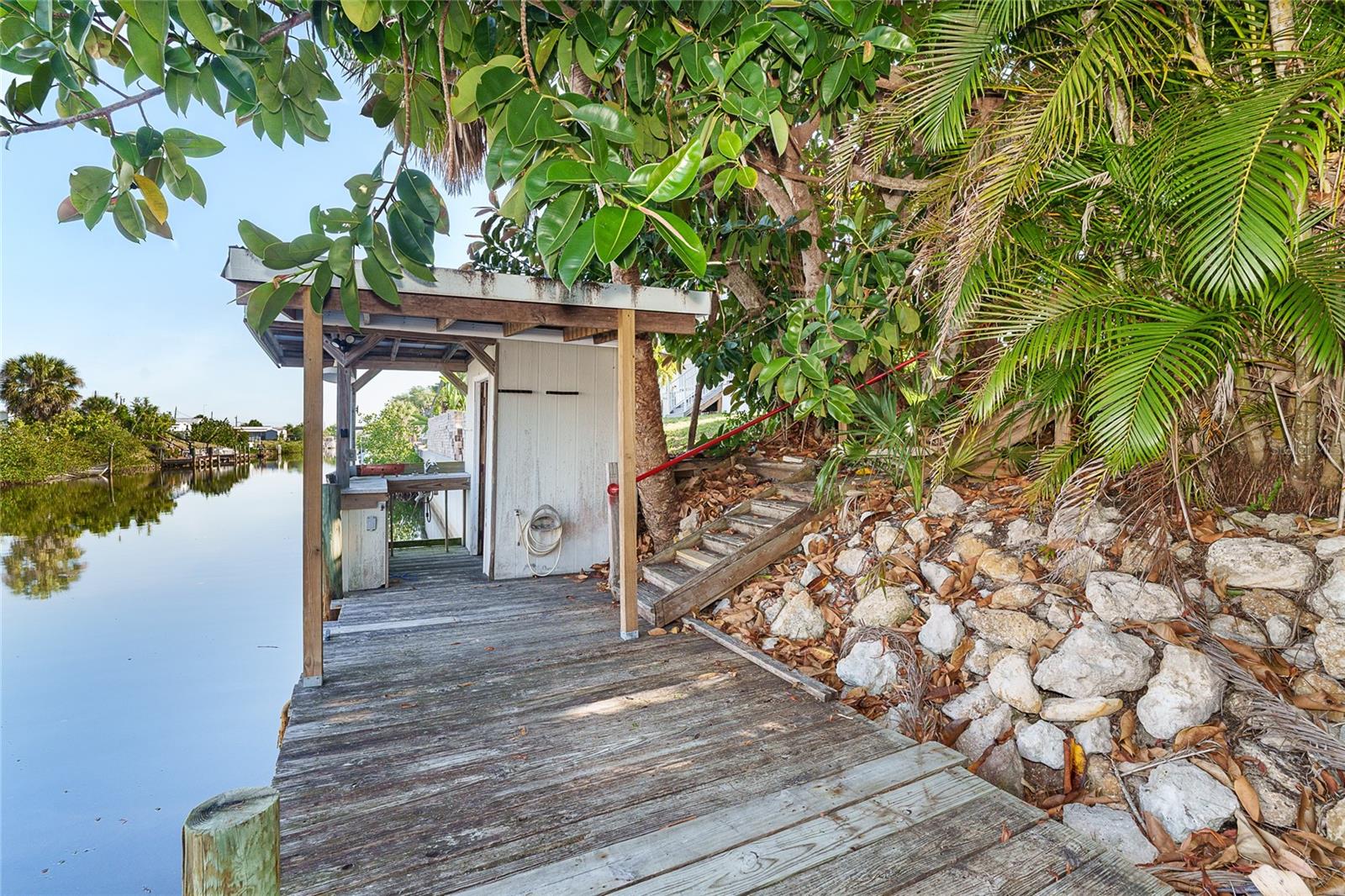 1320 SEAGULL DR