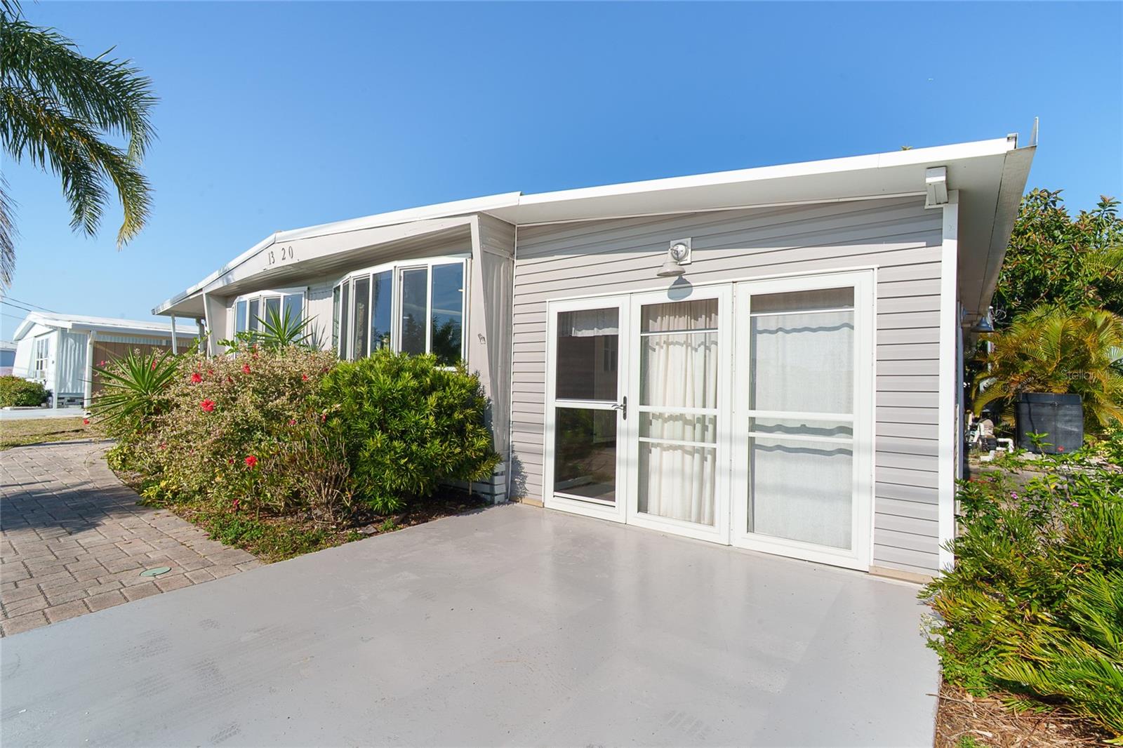 1320 SEAGULL DR
