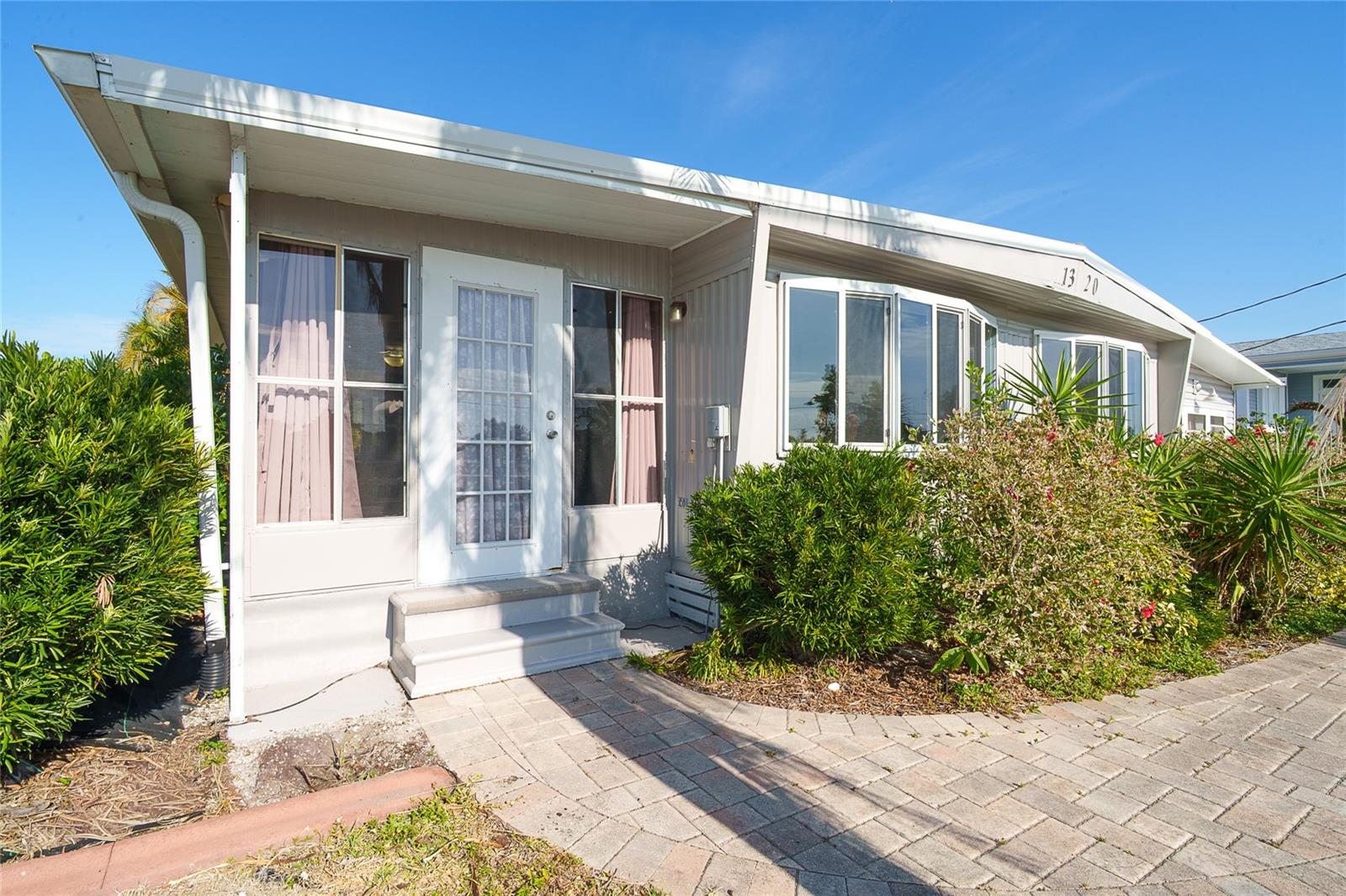 1320 SEAGULL DR