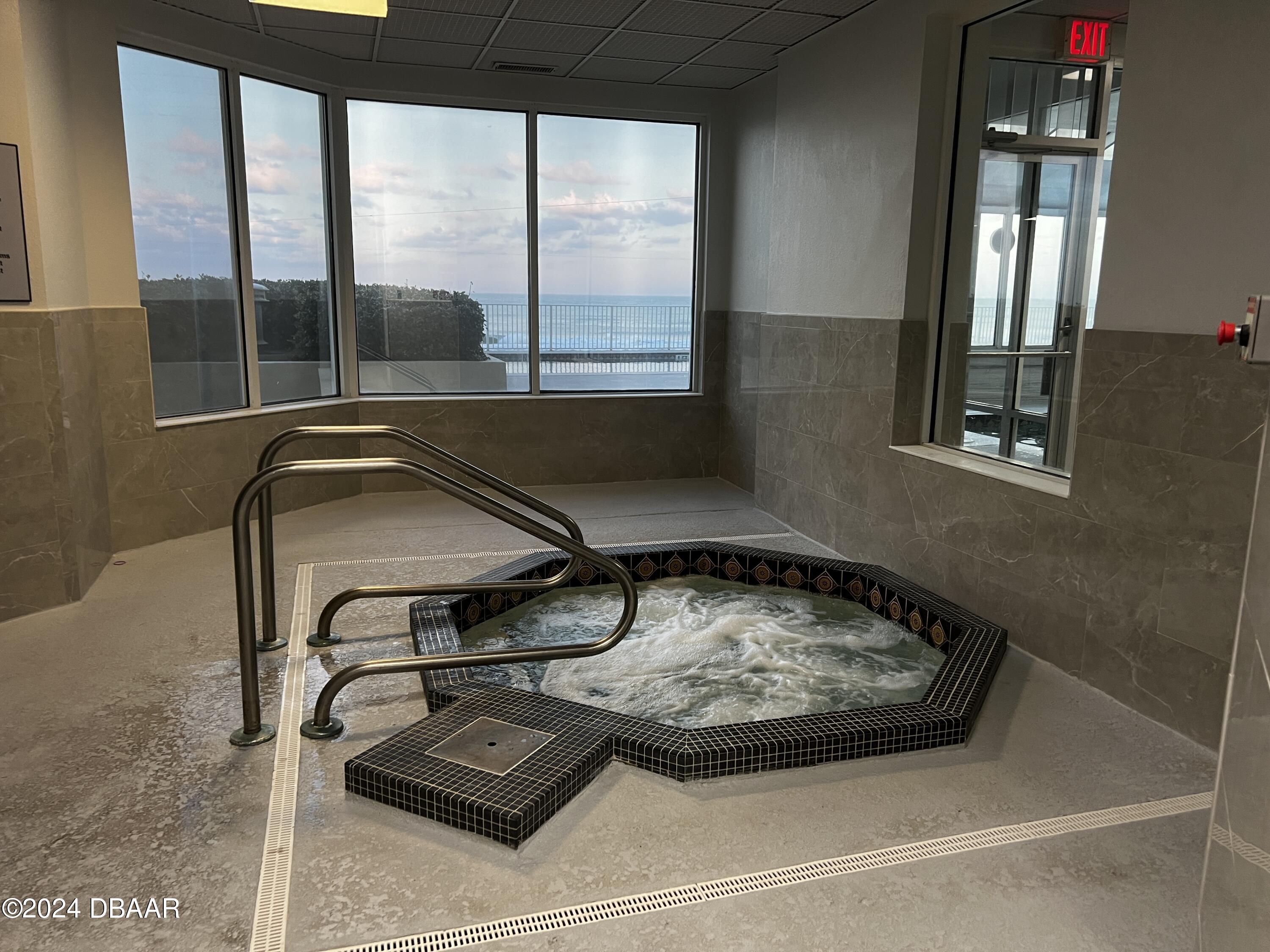 2937 S Atlantic Avenue Unit: 209