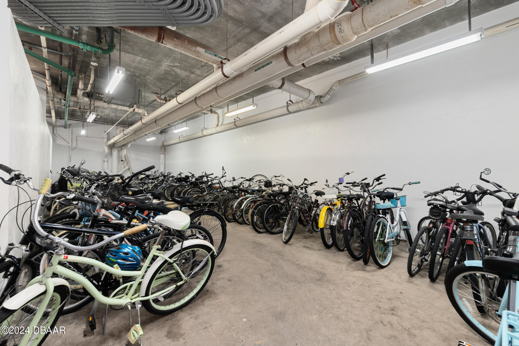 2937 S Atlantic Avenue Unit: 209