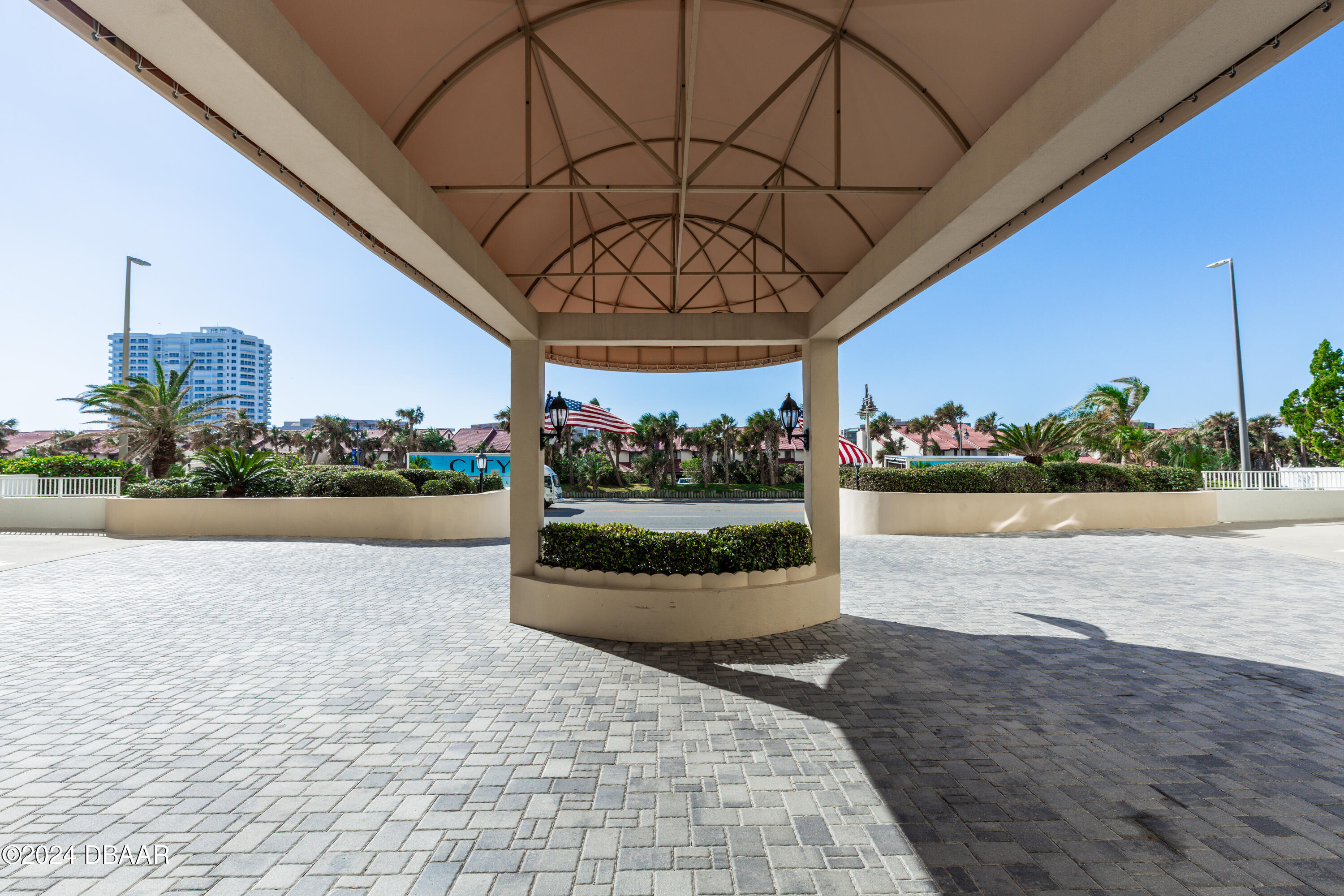 2937 S Atlantic Avenue Unit: 209