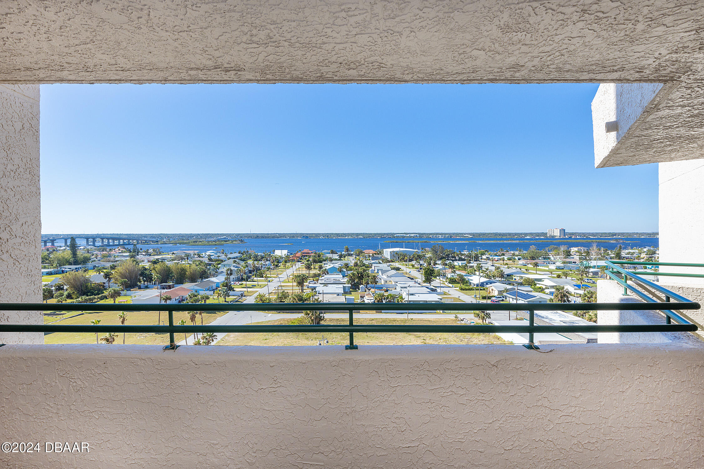 3311 S Atlantic Avenue, 802