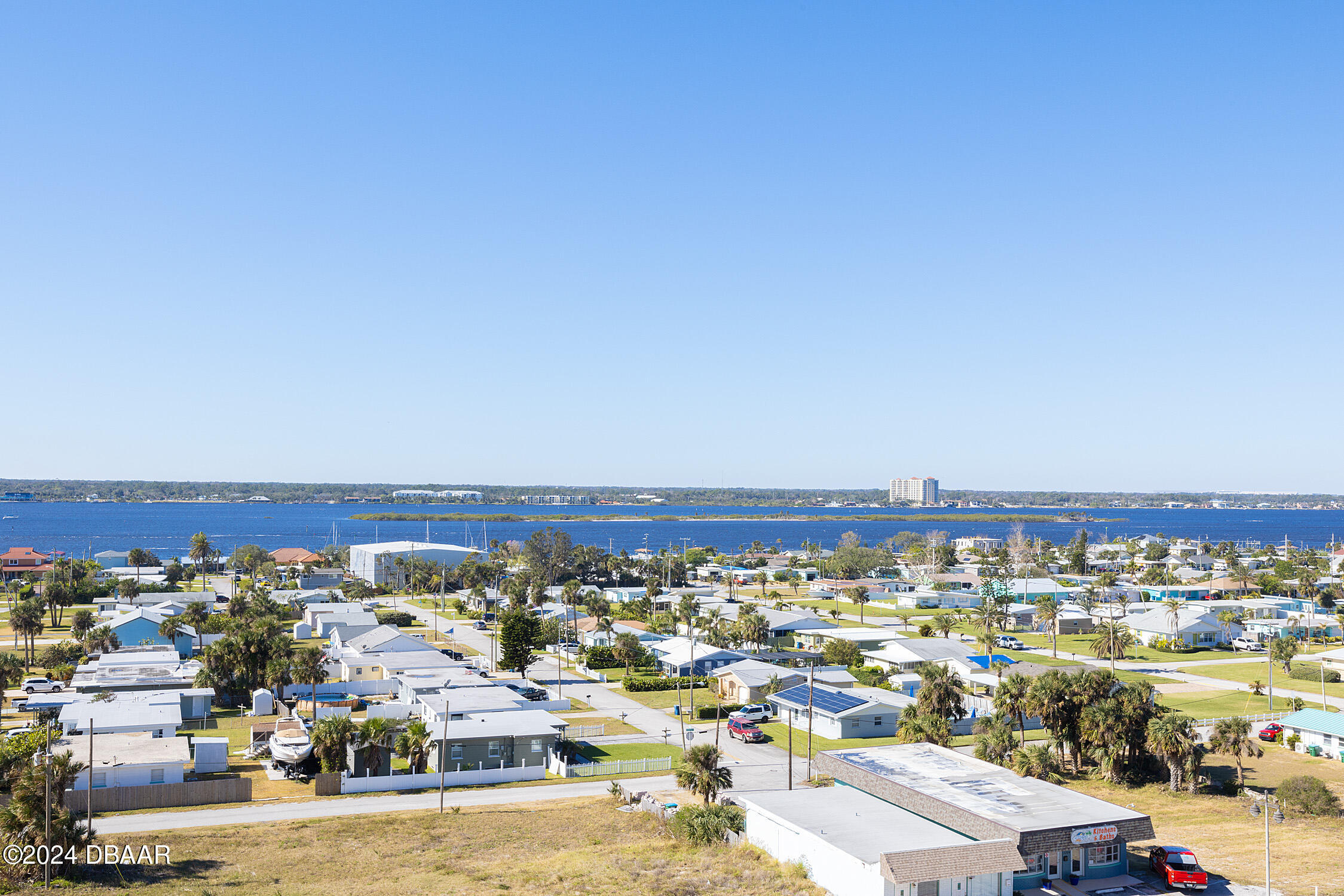 3311 S Atlantic Avenue, 802
