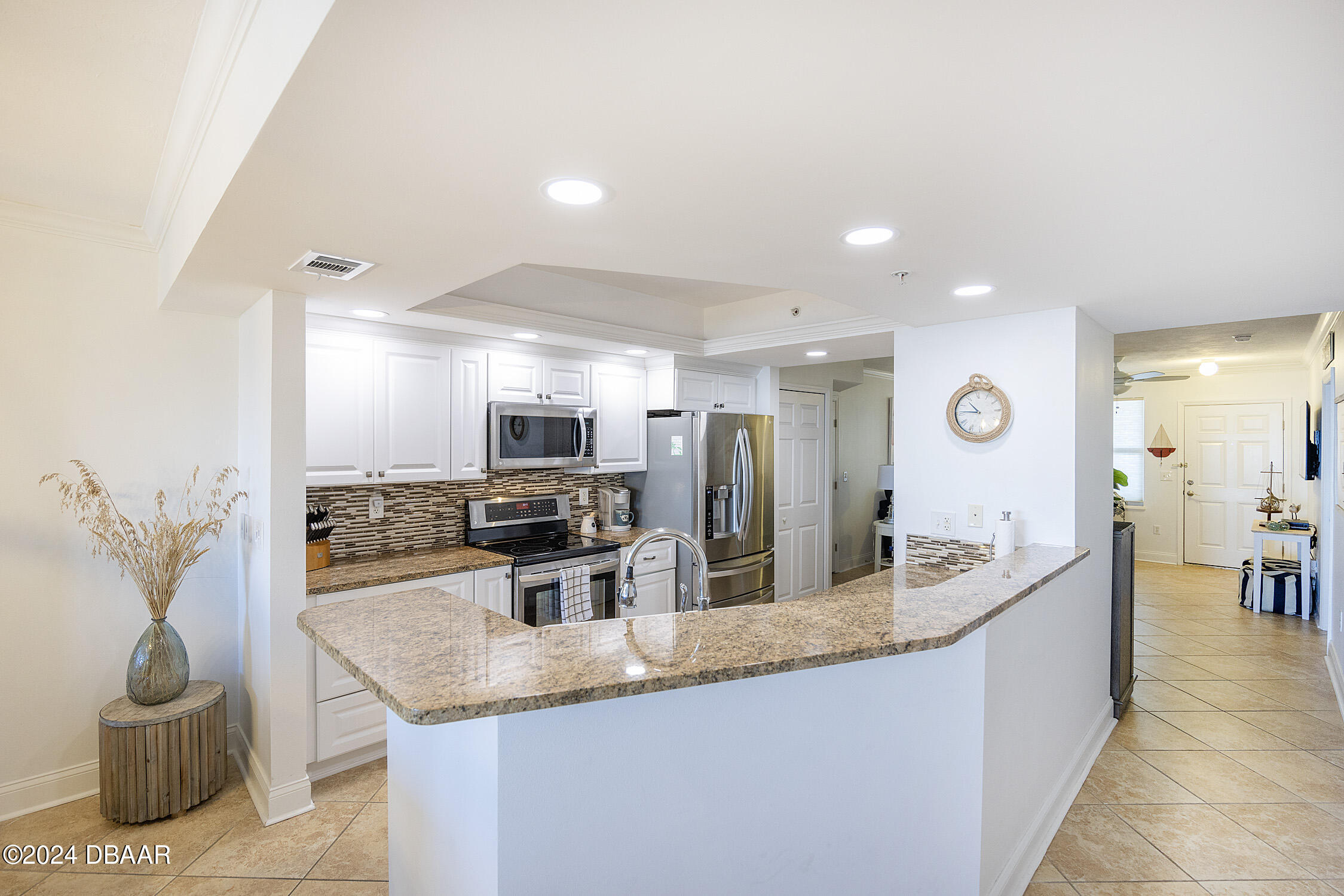 3311 S Atlantic Avenue, 802
