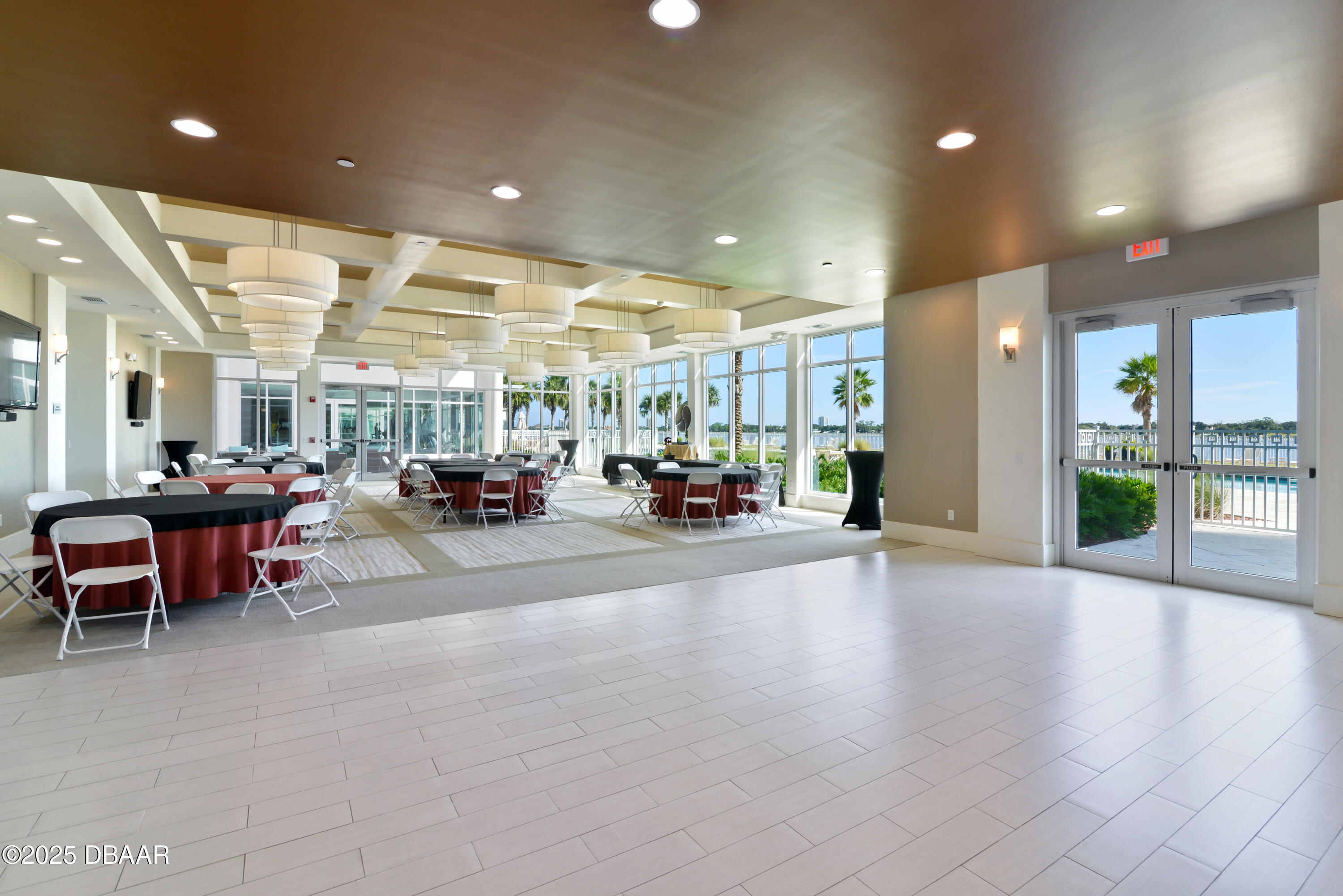 231 Riverside Drive Unit: 1001