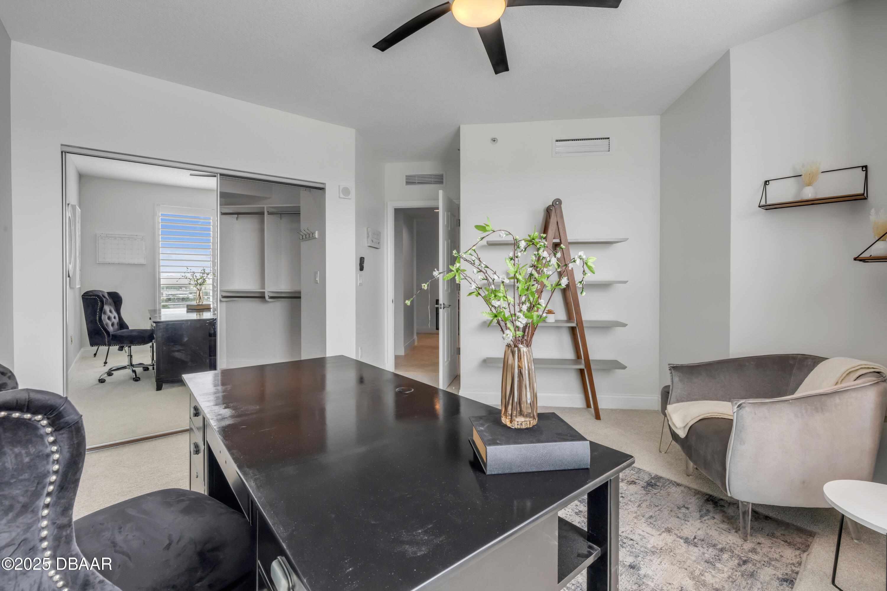 231 Riverside Drive Unit: 1001