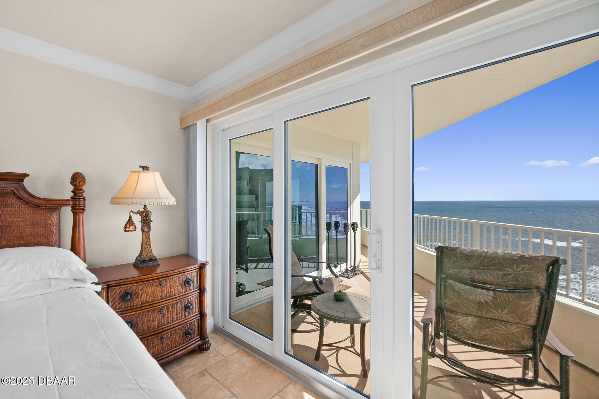 2937 S Atlantic Avenue Unit: 1907