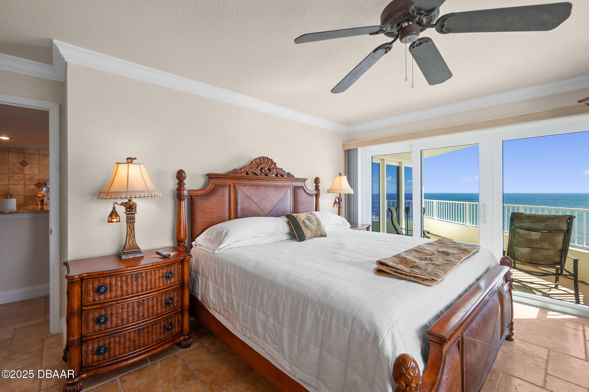 2937 S Atlantic Avenue Unit: 1907