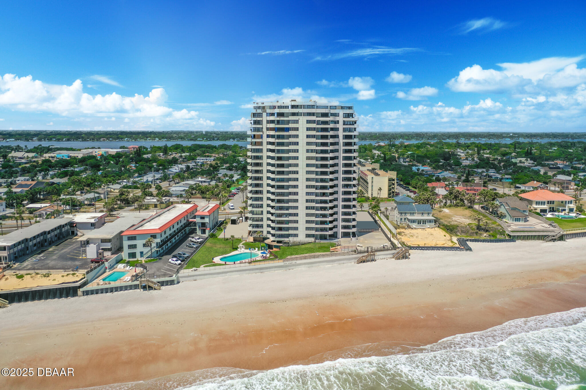 1420 N Atlantic Avenue Unit: 202