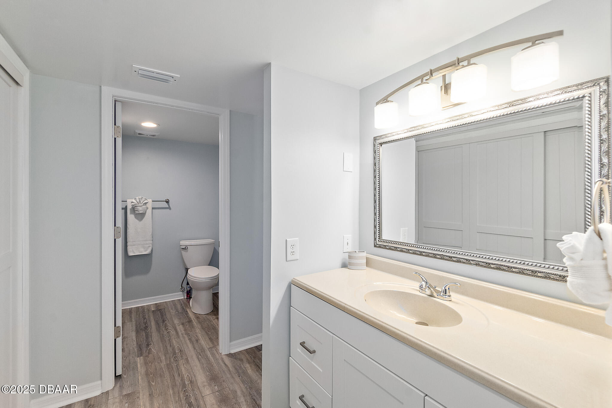 1420 N Atlantic Avenue Unit: 202