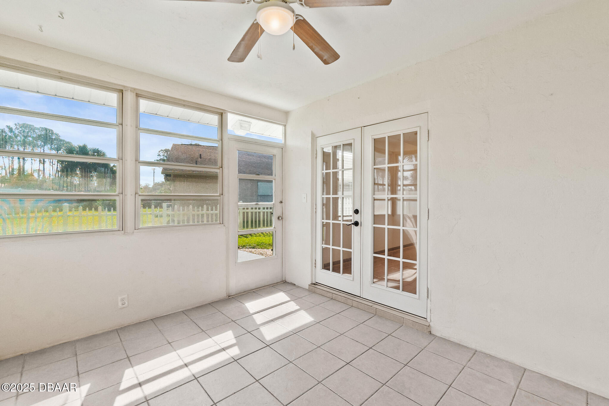 156 S Woodbridge Circle