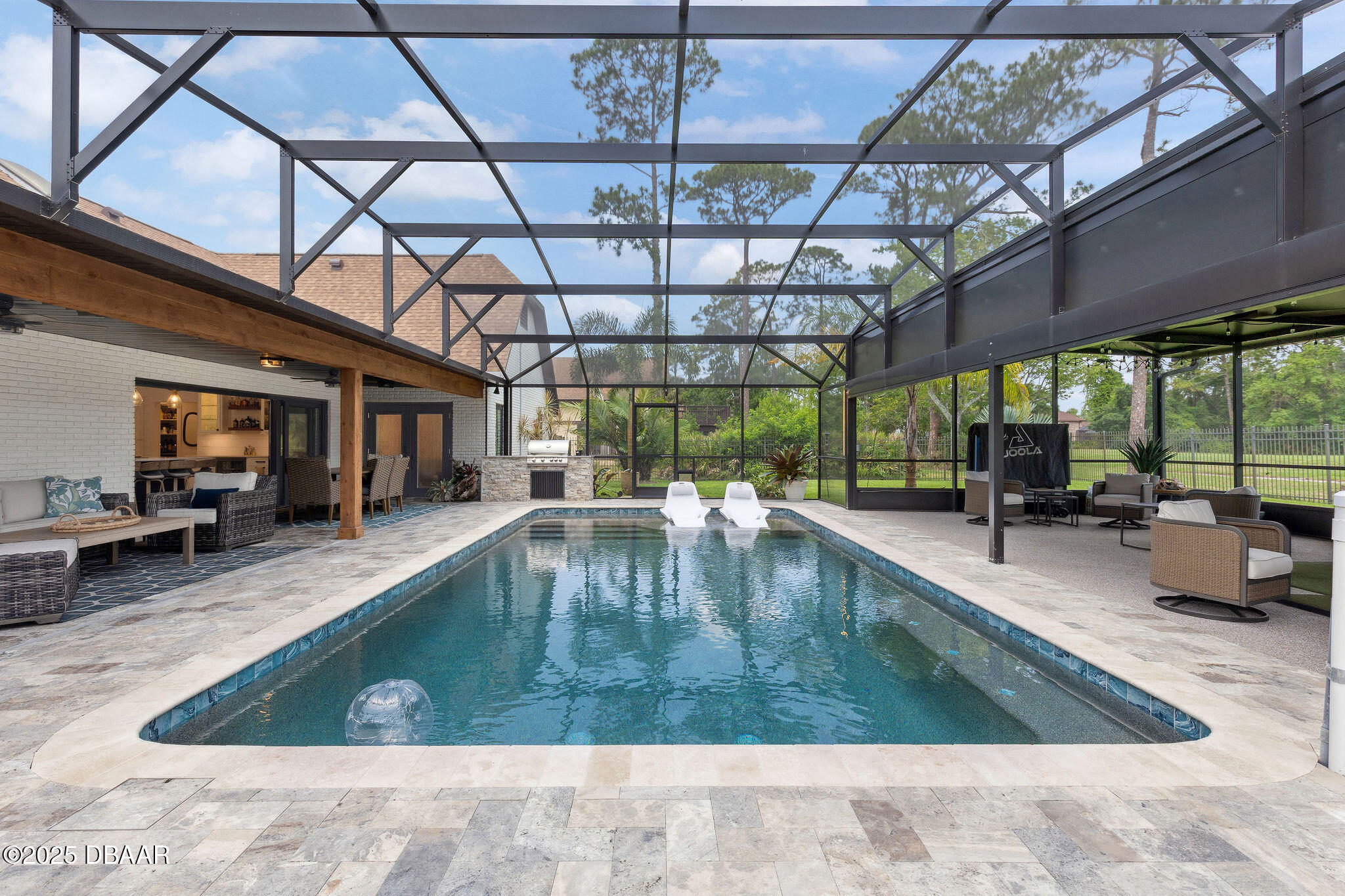 160 Point O Woods Drive
