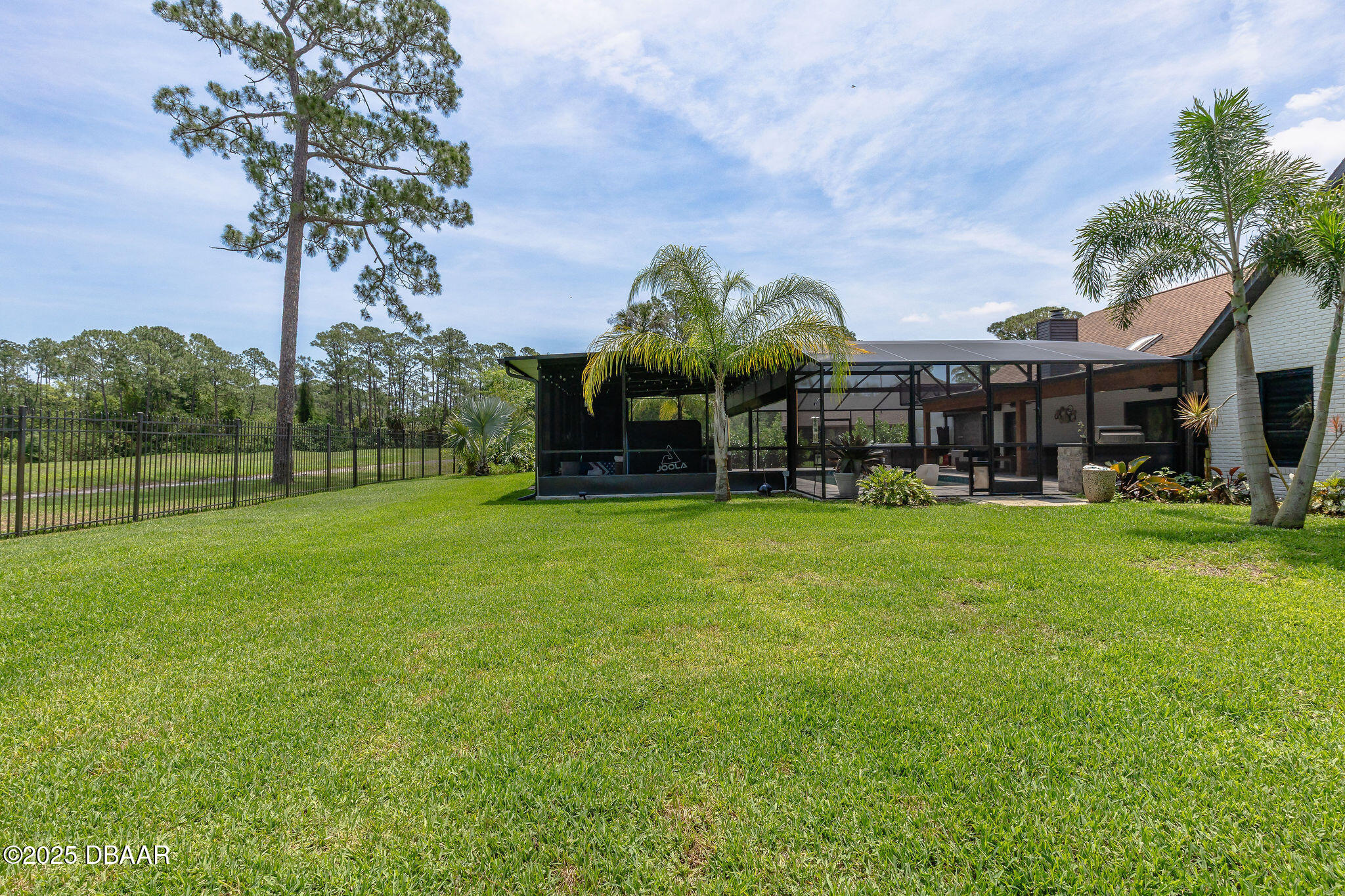 160 Point O Woods Drive