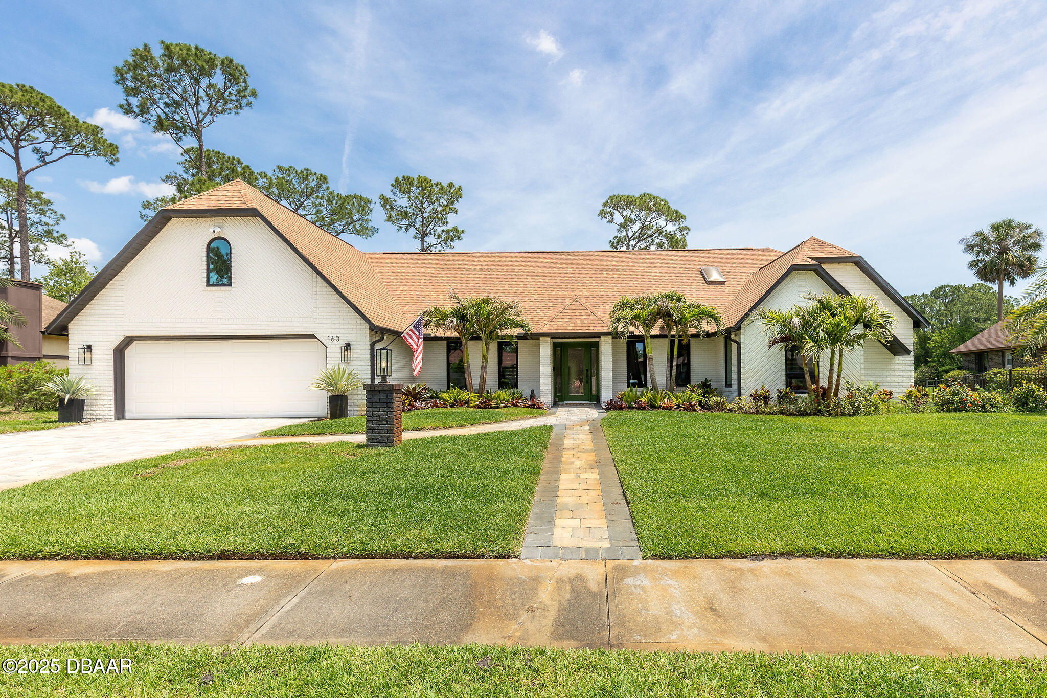 160 Point O Woods Drive