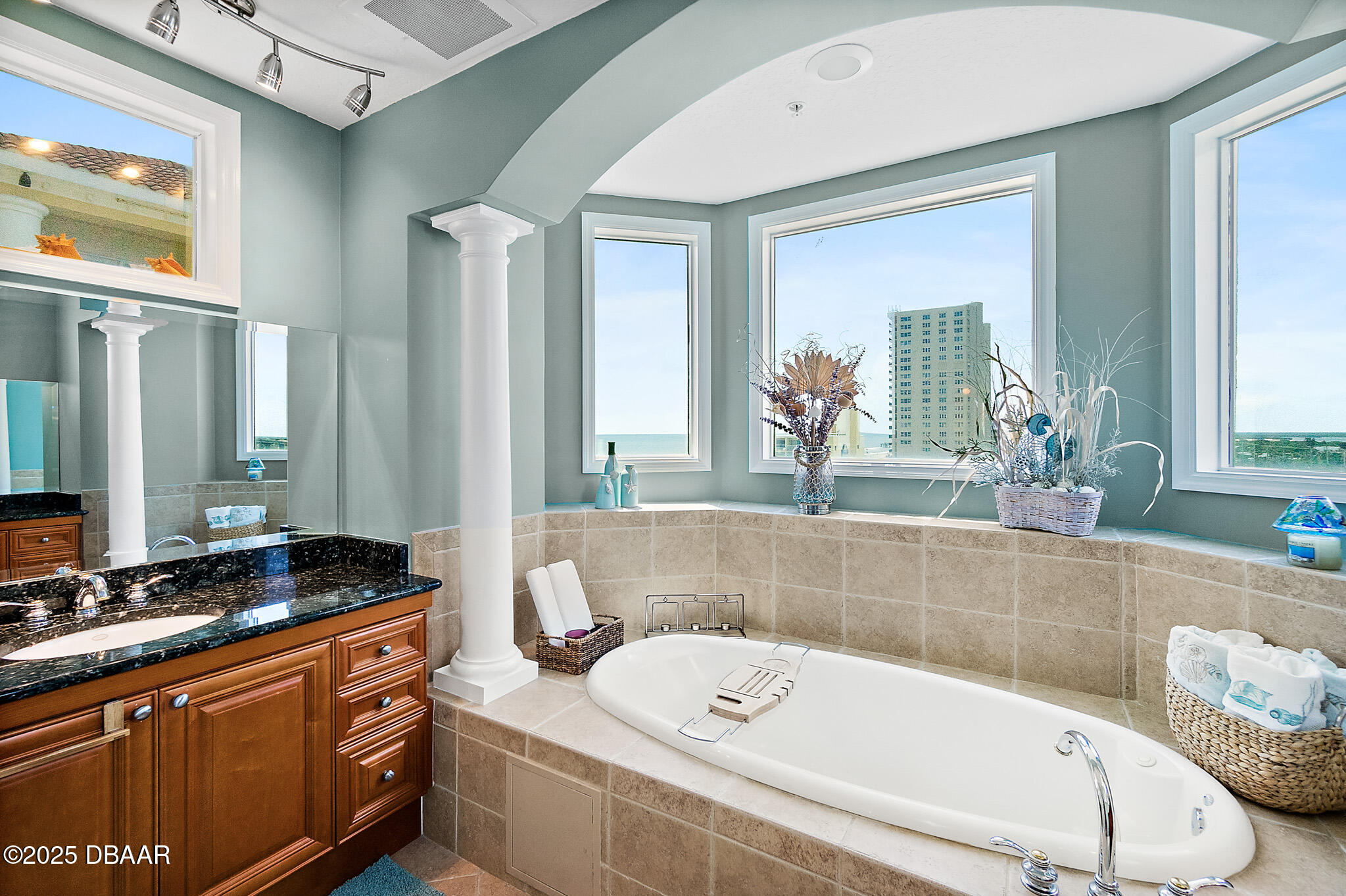 3343 S Atlantic Avenue Unit: 601