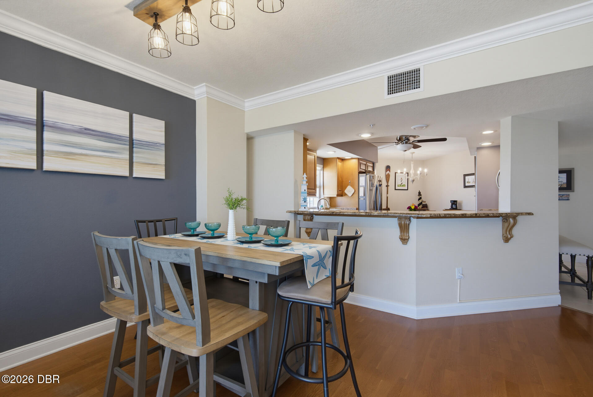 3145 S Atlantic Avenue Unit: 504