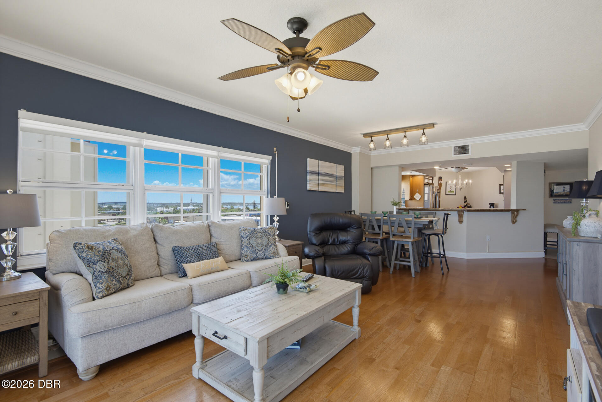 3145 S Atlantic Avenue Unit: 504