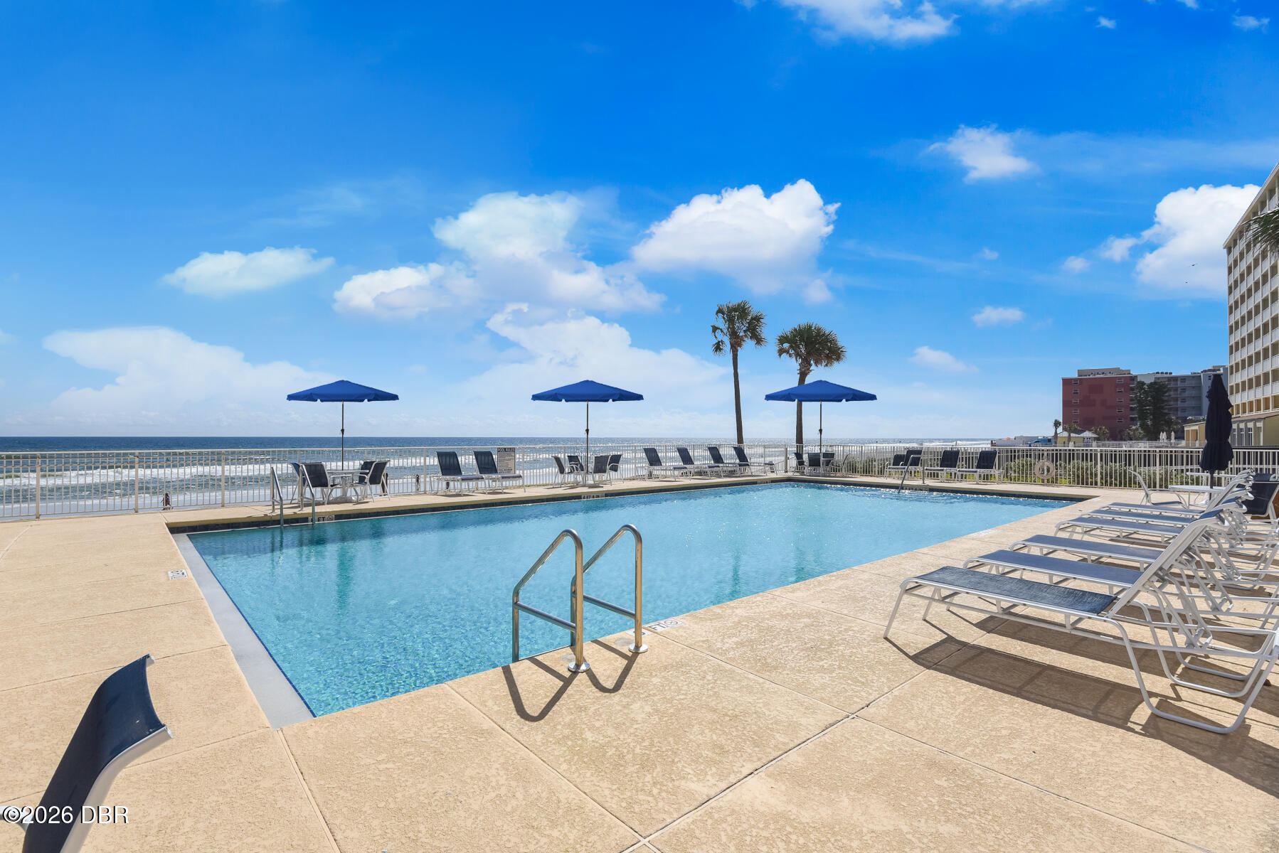 3145 S Atlantic Avenue Unit: 504