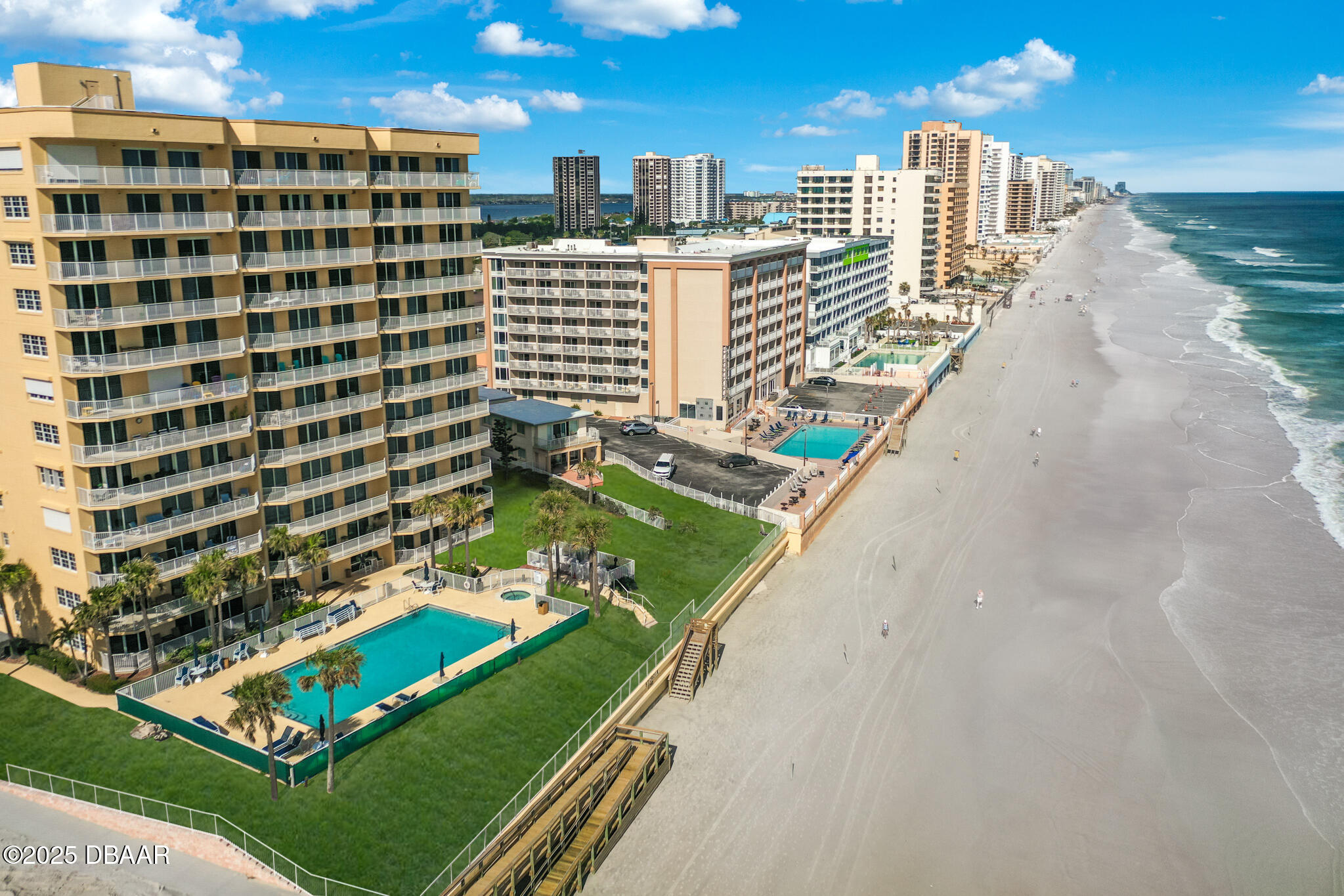 3145 S Atlantic Avenue Unit: 504