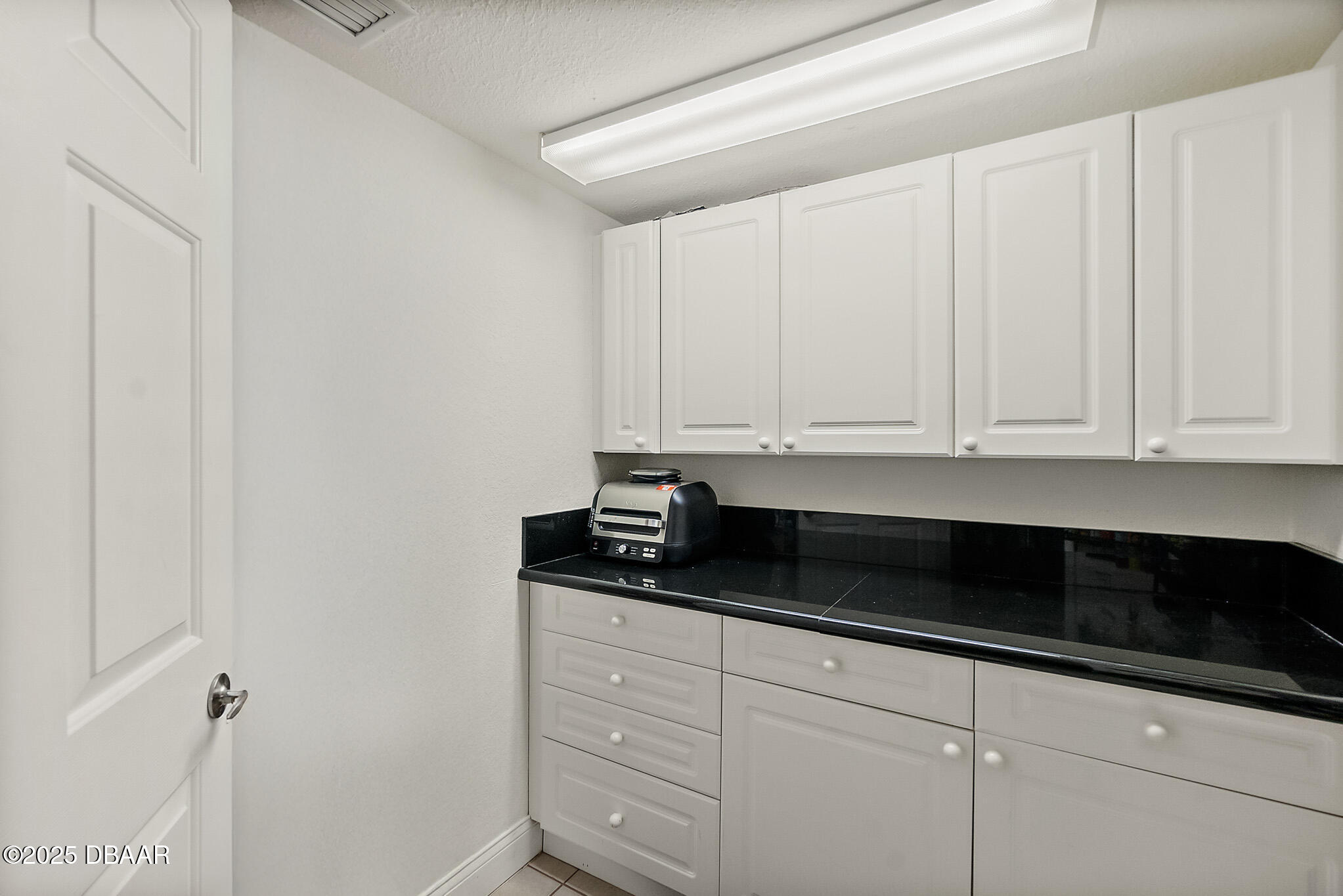 3145 S Atlantic Avenue Unit: 504