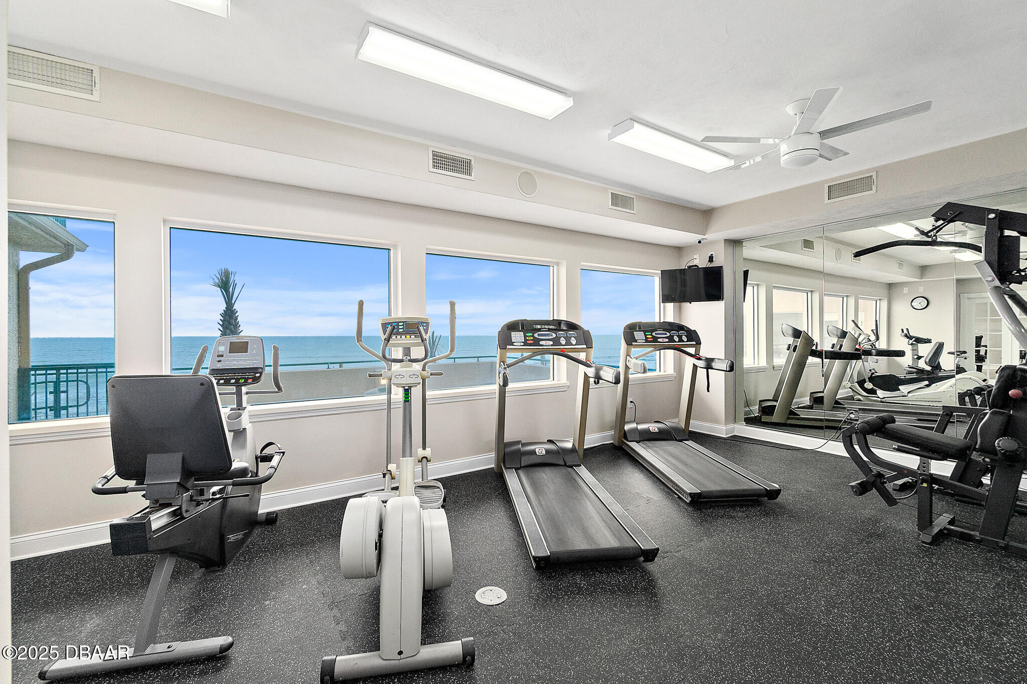 3315 S Atlantic Avenue Unit: 408