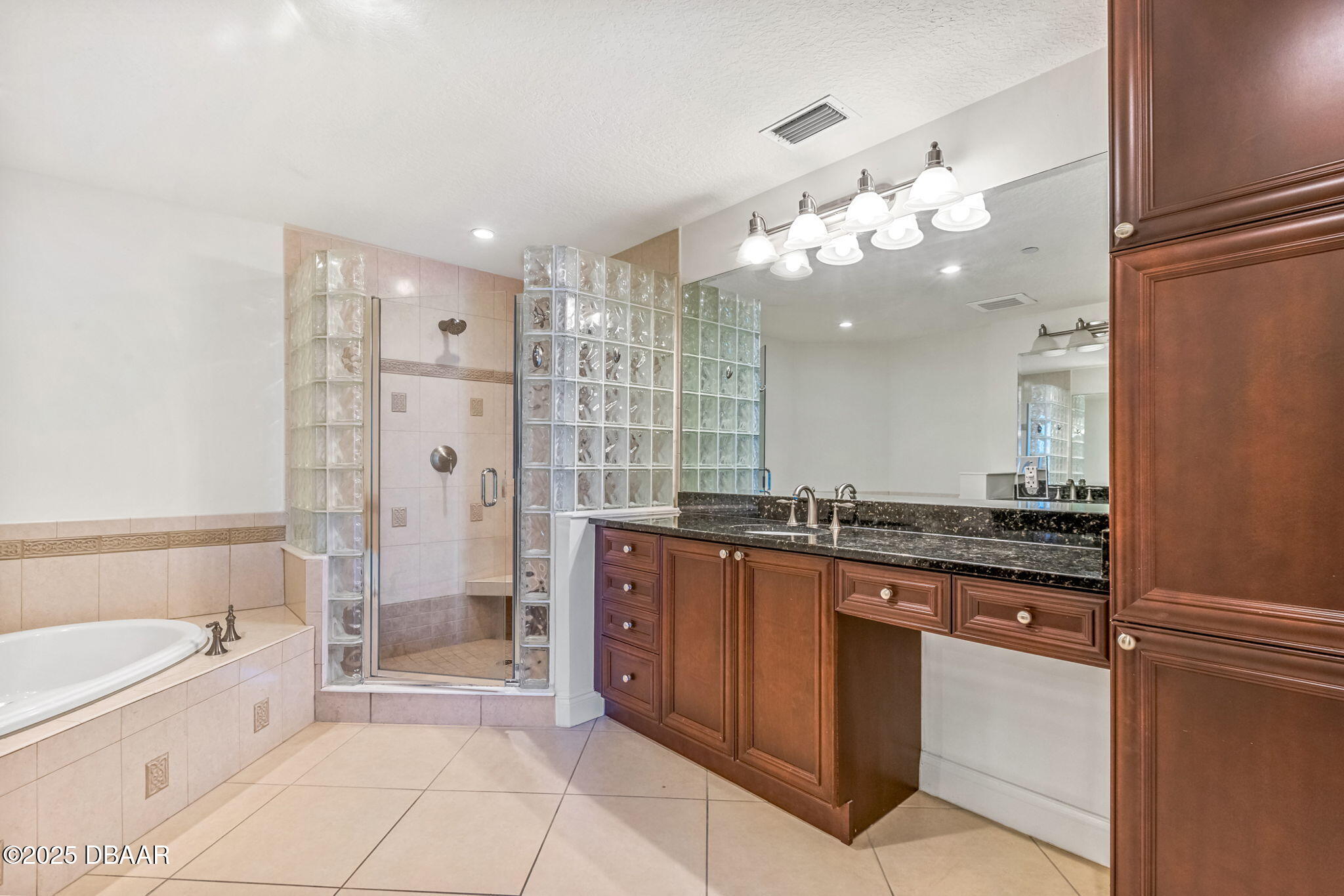 2515 S Atlantic Avenue Unit: 507