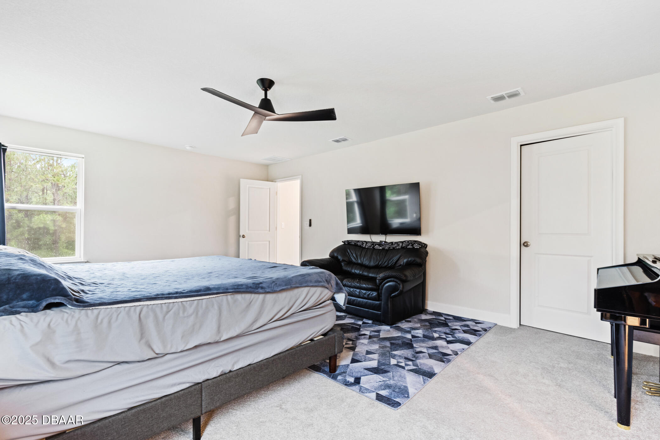 277 Eagle Harbor Way