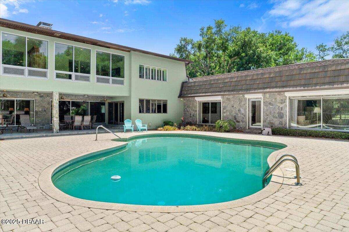 1010 Big Tree Road