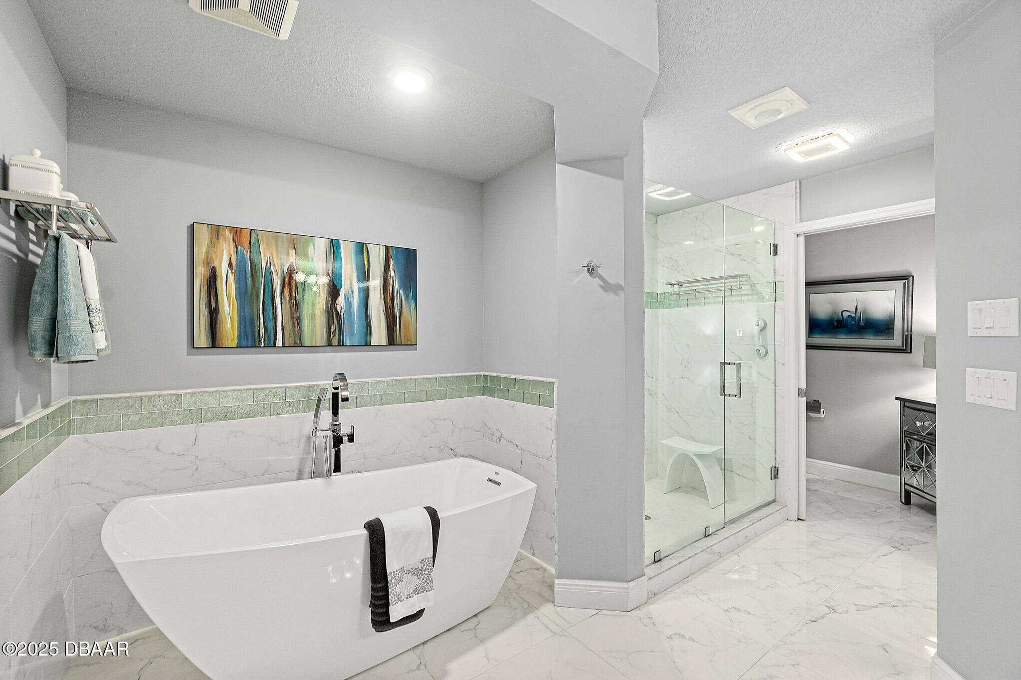 2300 N Atlantic Avenue Unit: 1402