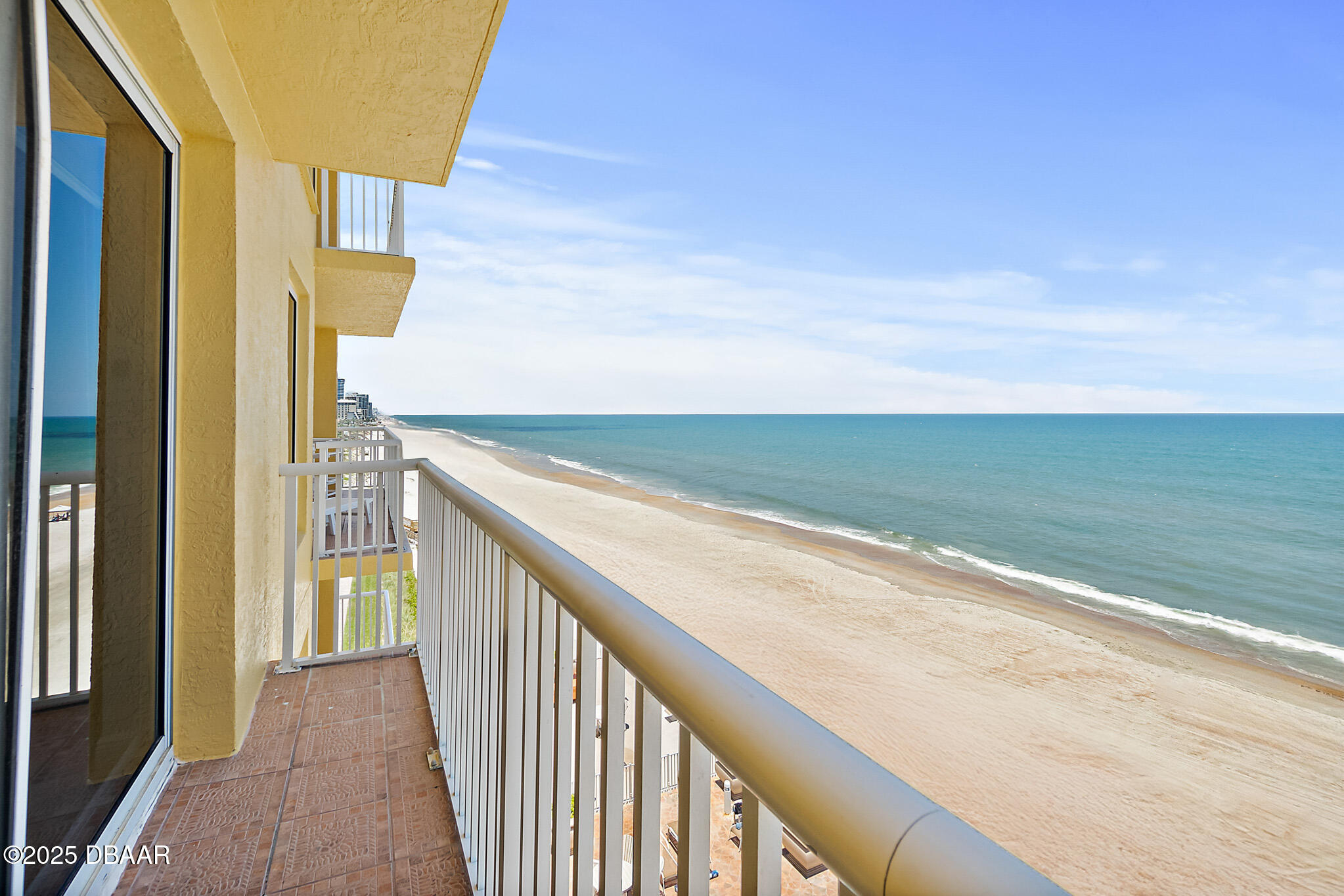 2901 S Atlantic Avenue, 502