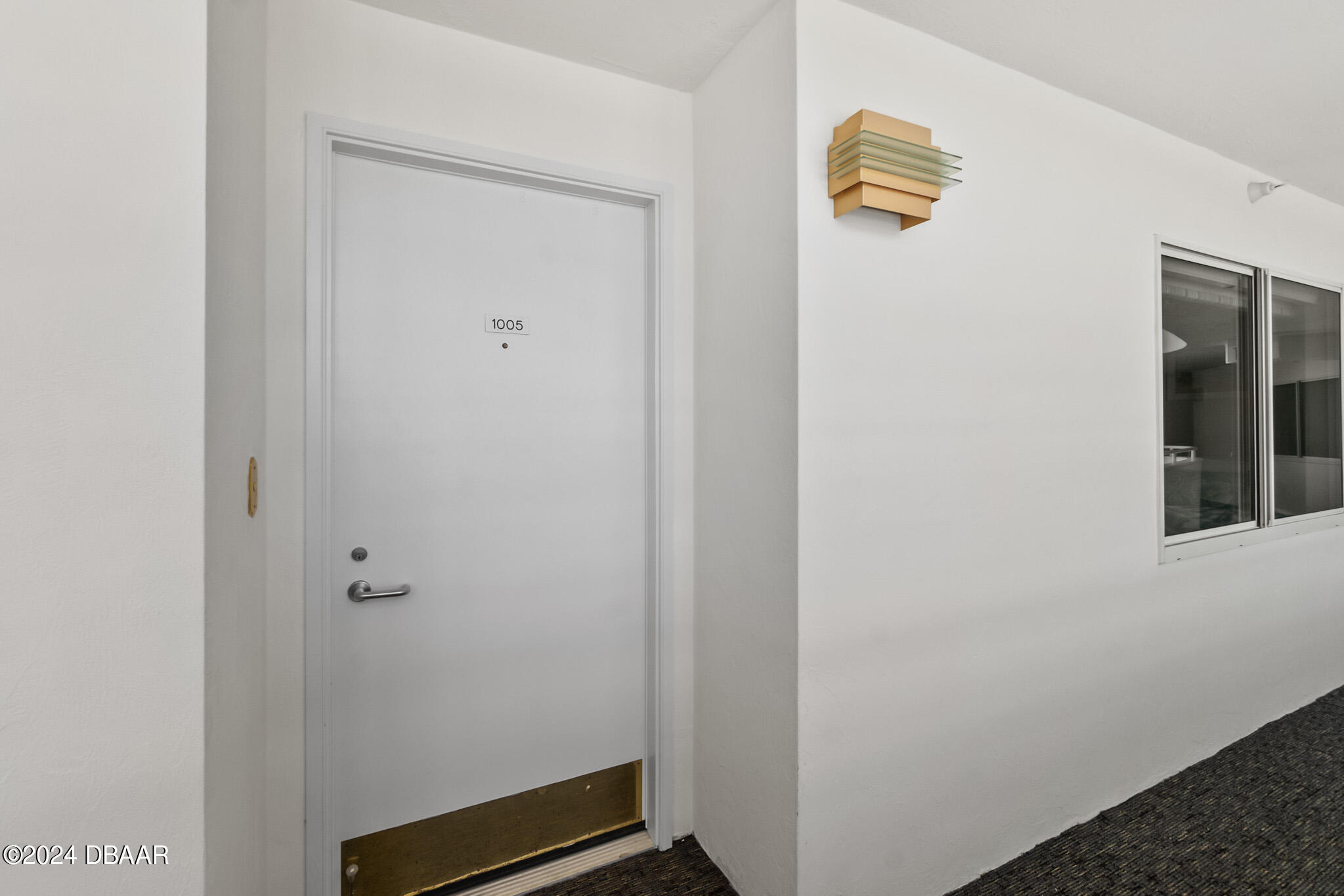 2545 S Atlantic Avenue, 1005