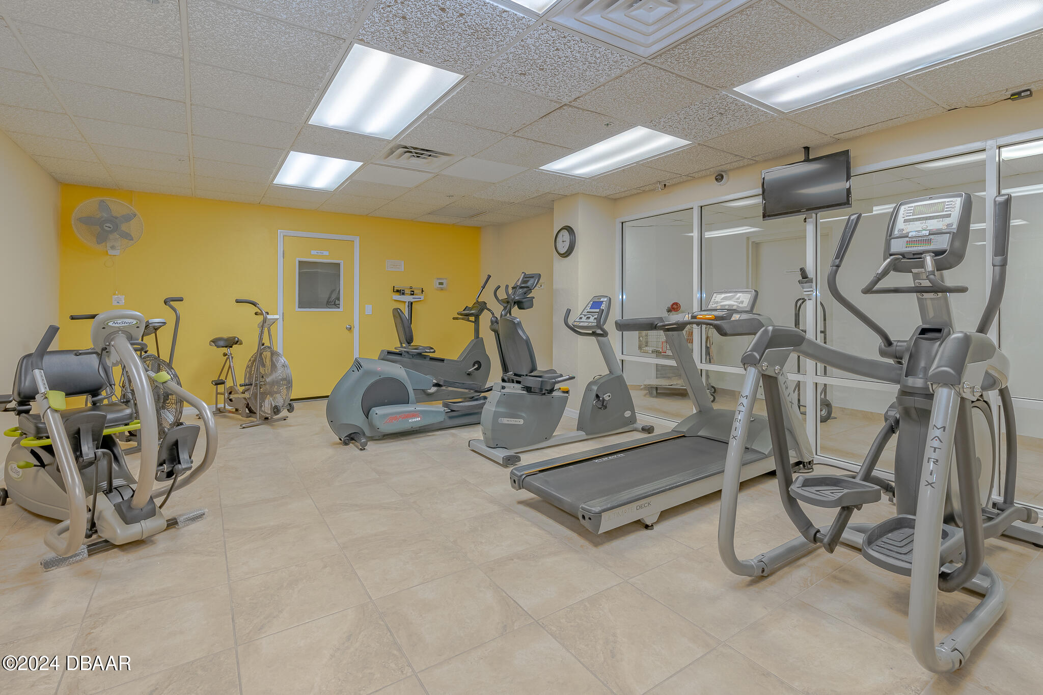 2545 S Atlantic Avenue, 1005