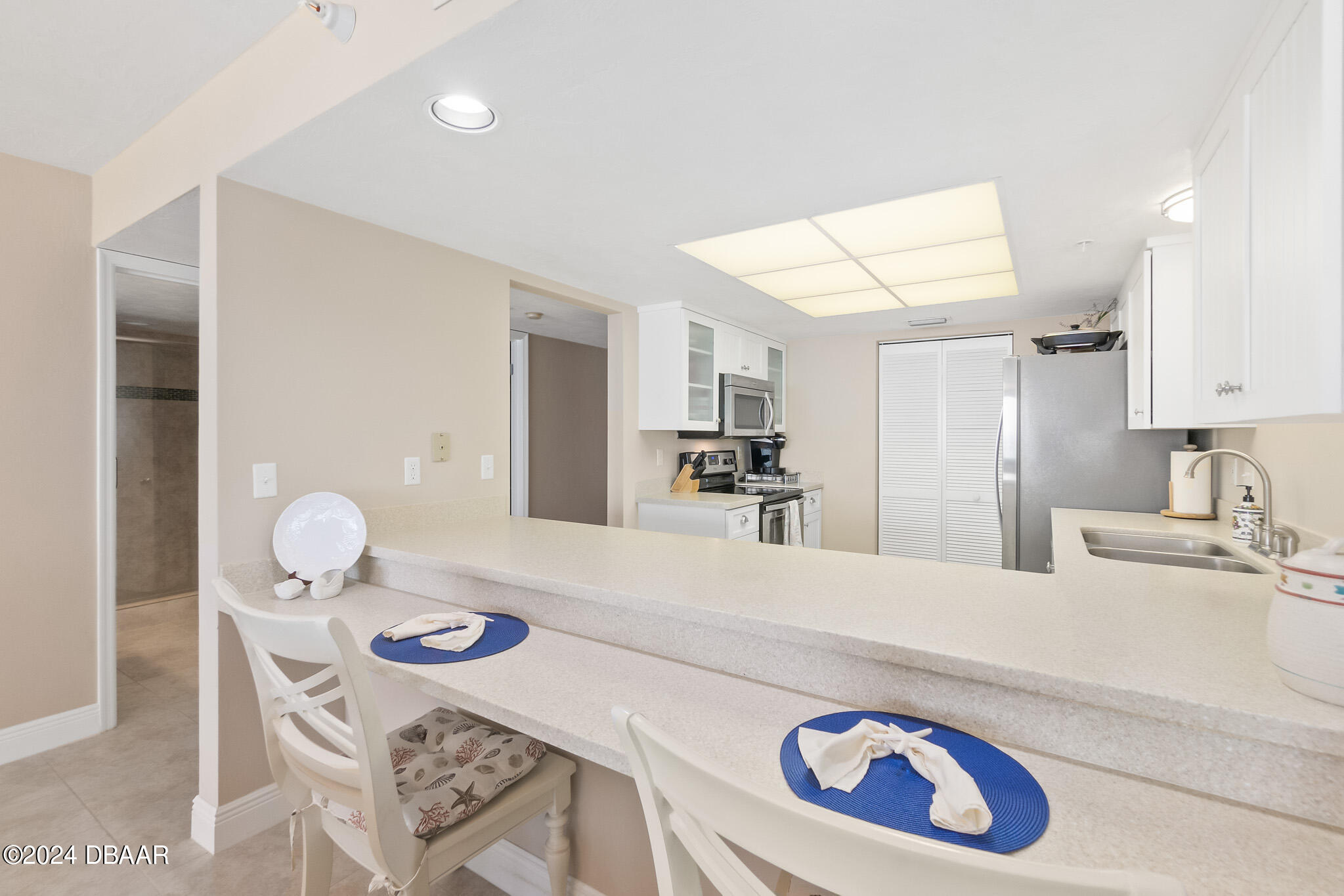2545 S Atlantic Avenue, 1005