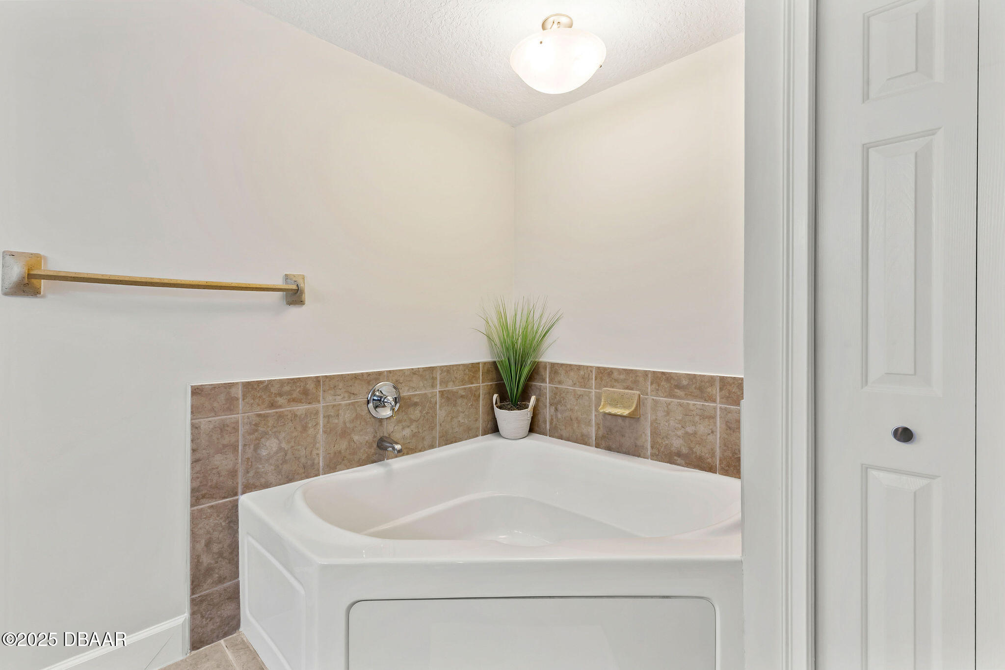 2403 S Atlantic Avenue Unit: 509
