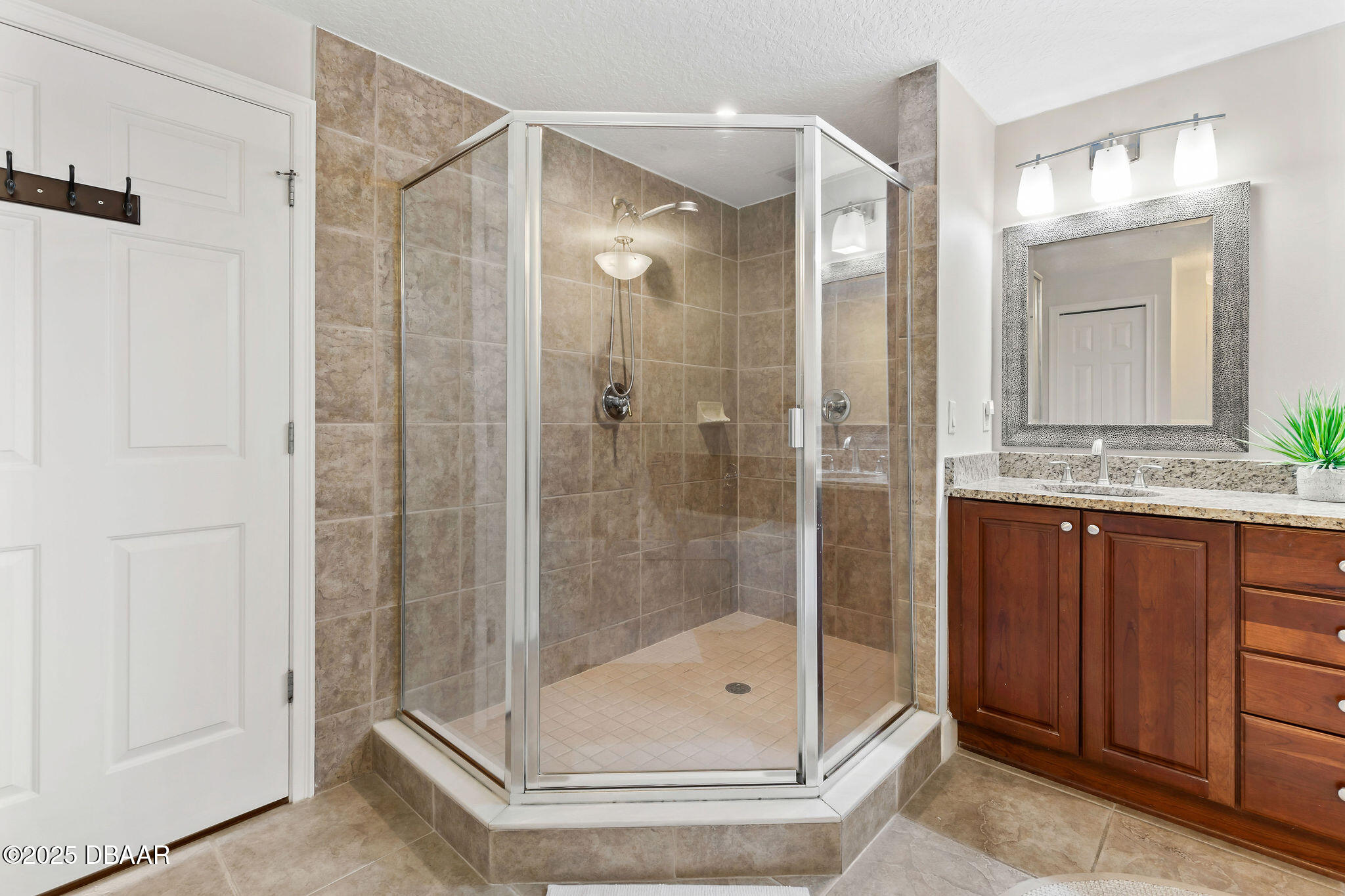 2403 S Atlantic Avenue Unit: 509