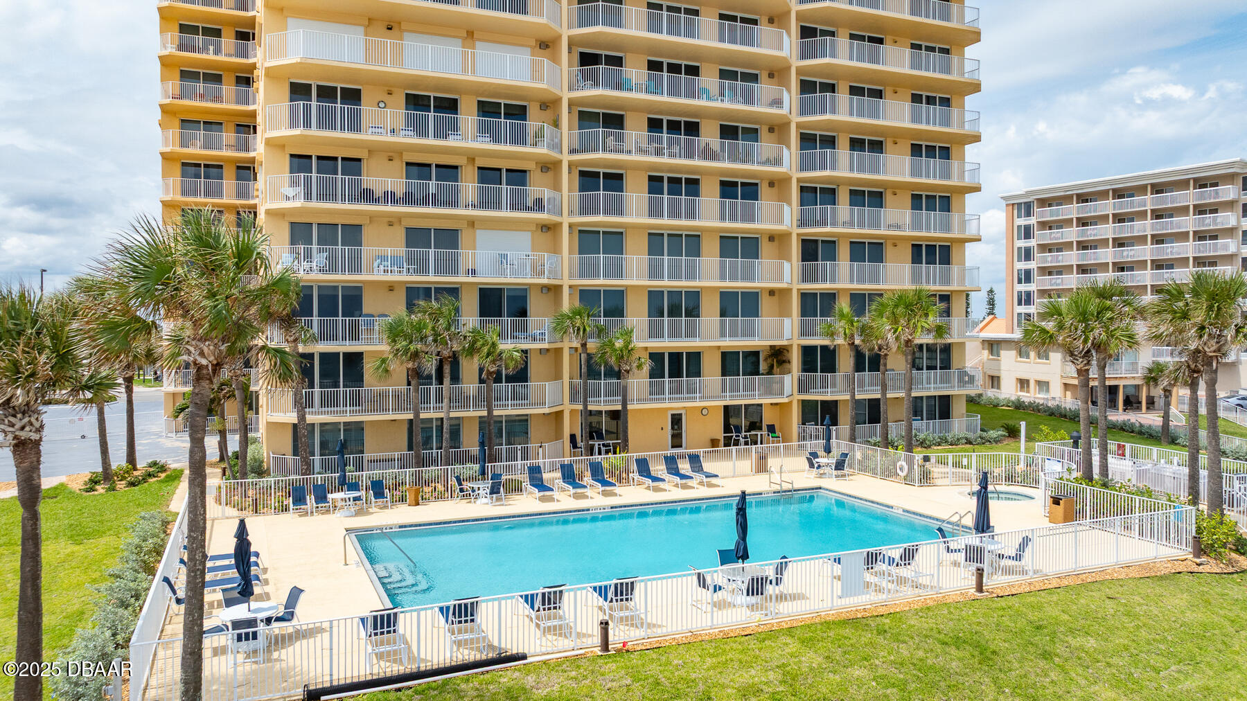 3145 S Atlantic Avenue Unit: 1001