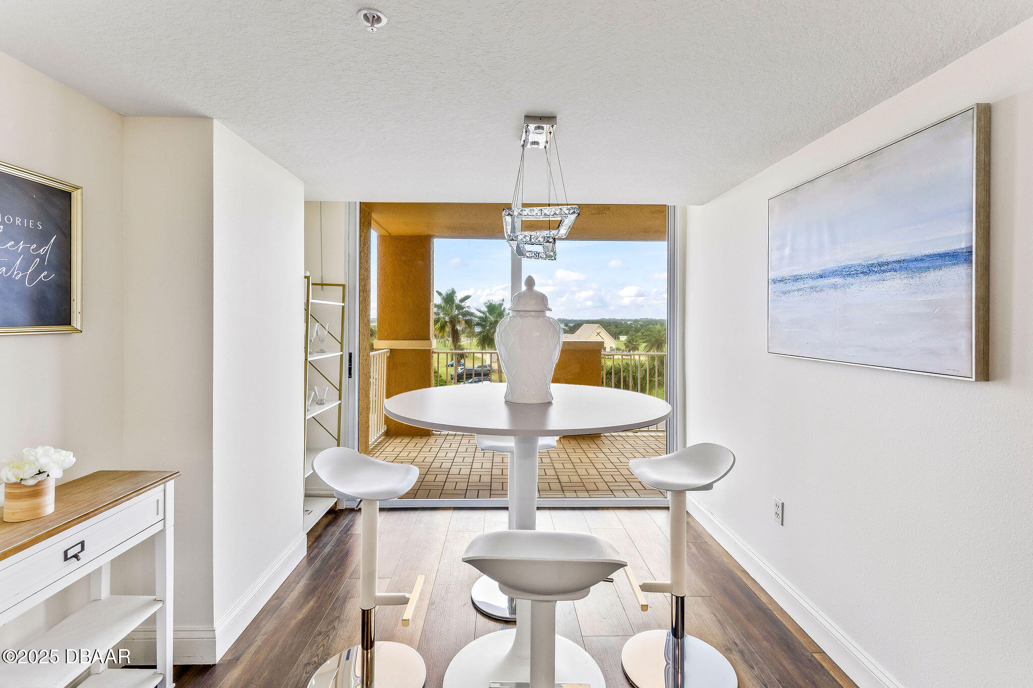 3145 S Atlantic Avenue Unit: 405