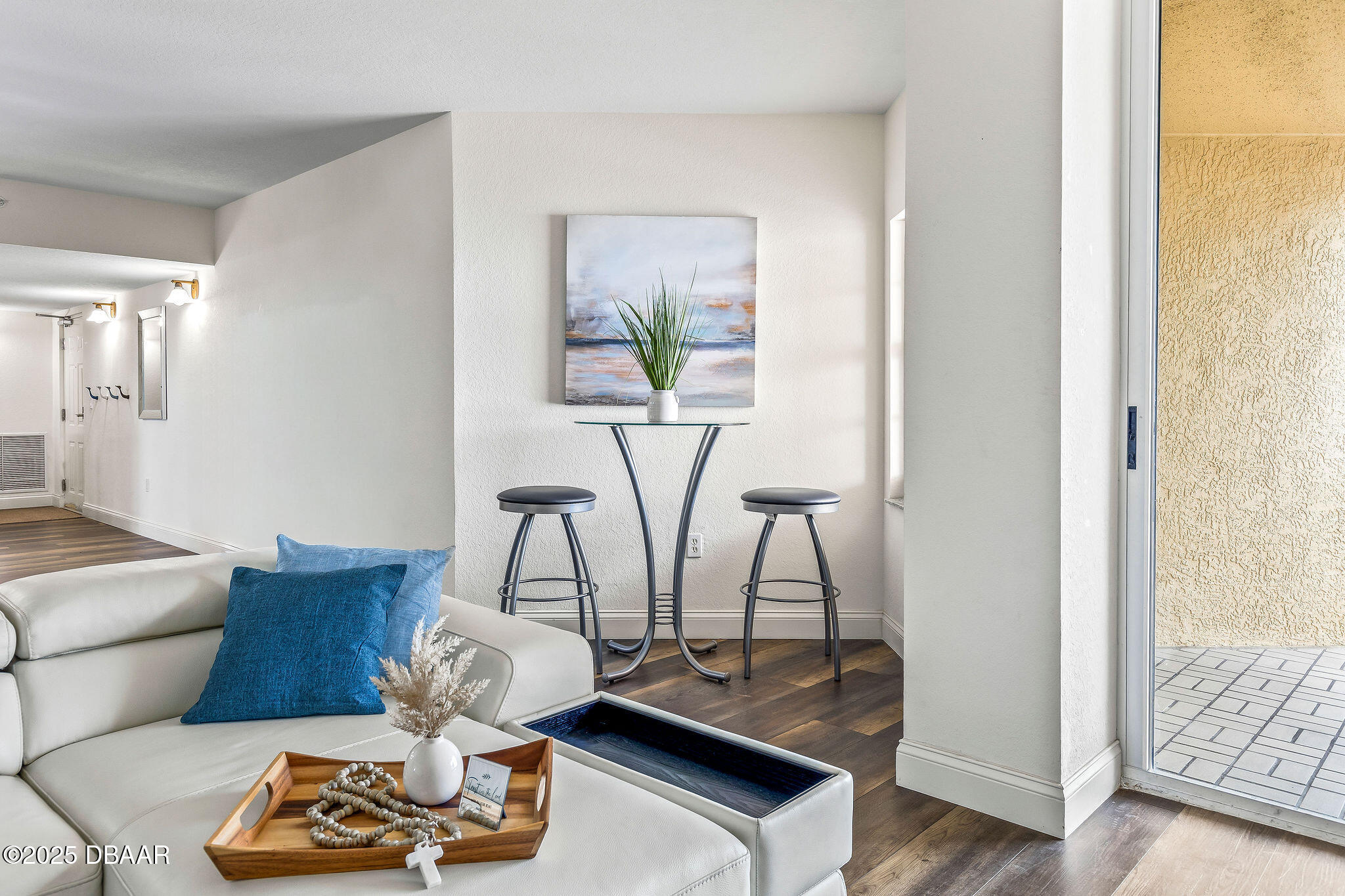 3145 S Atlantic Avenue Unit: 405