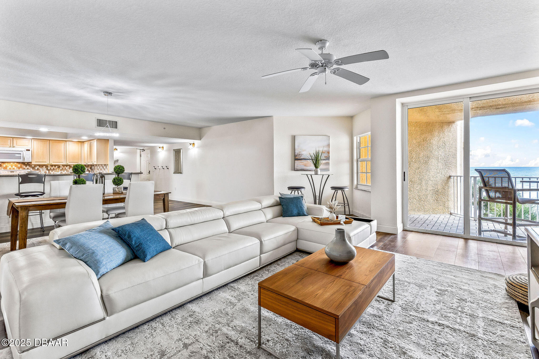 3145 S Atlantic Avenue Unit: 405