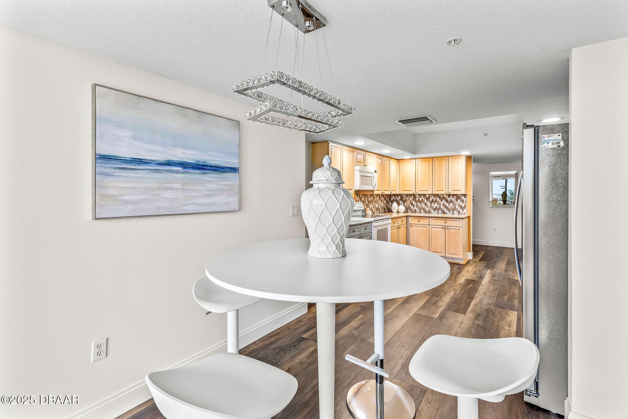 3145 S Atlantic Avenue Unit: 405