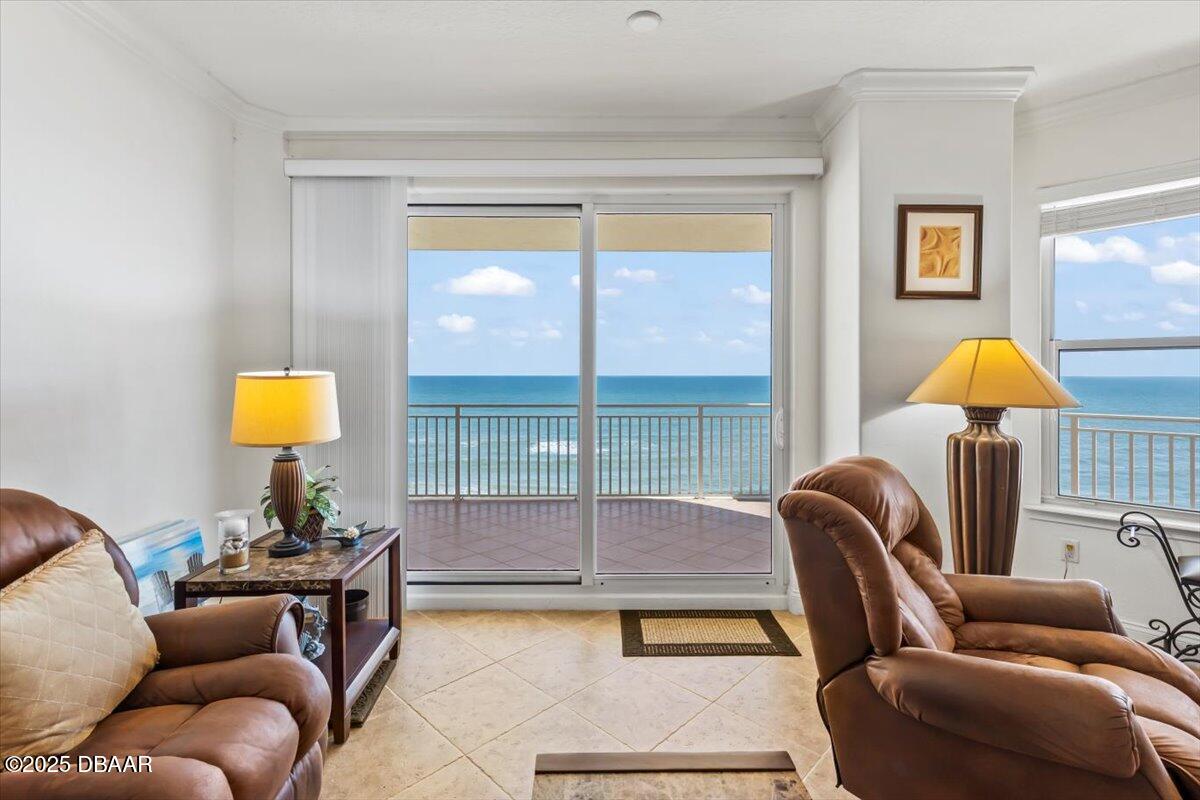 2515 S Atlantic Avenue, 1107