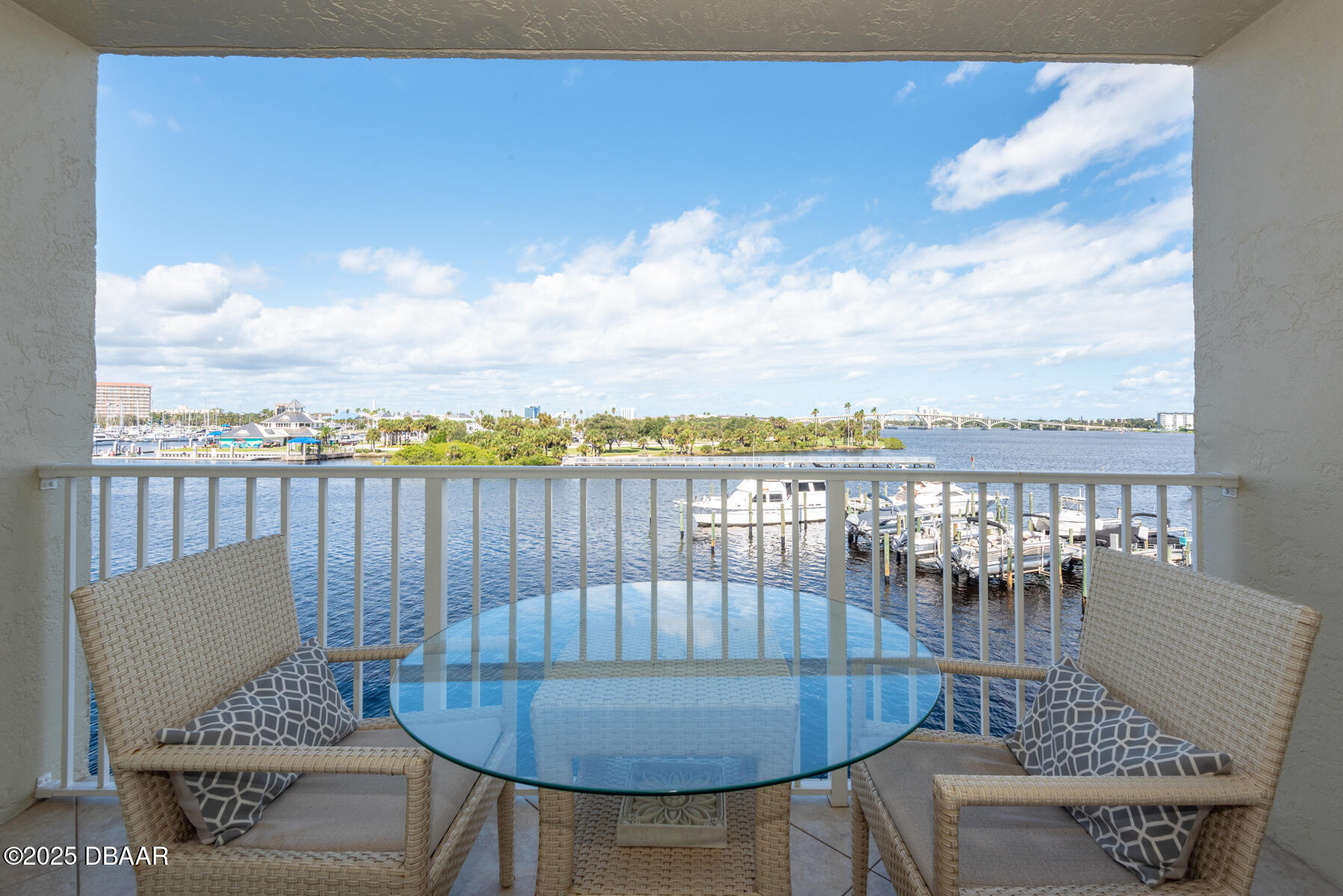533 Marina Point Drive Unit: 533