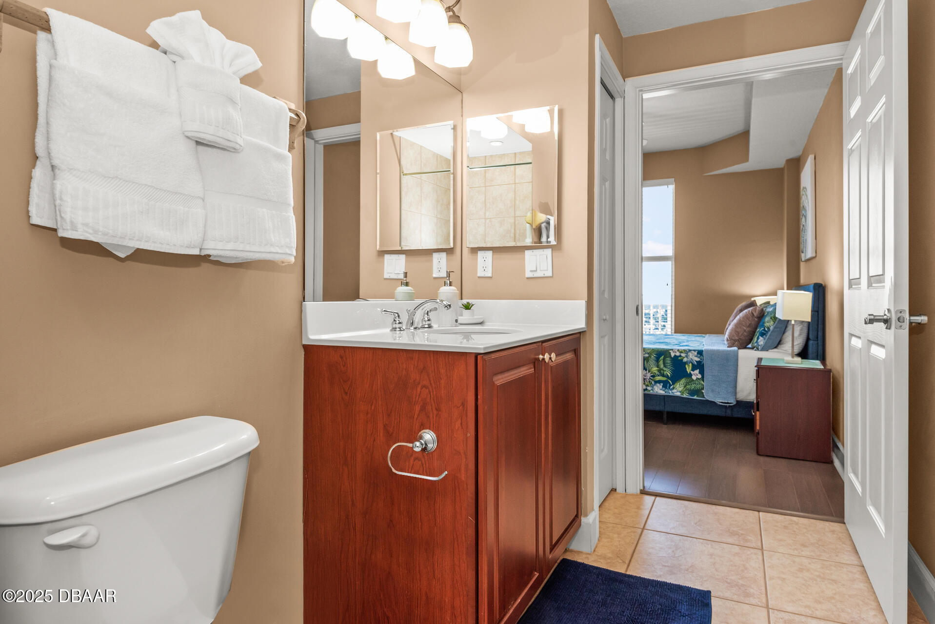 2403 S Atlantic Avenue Unit: 1110