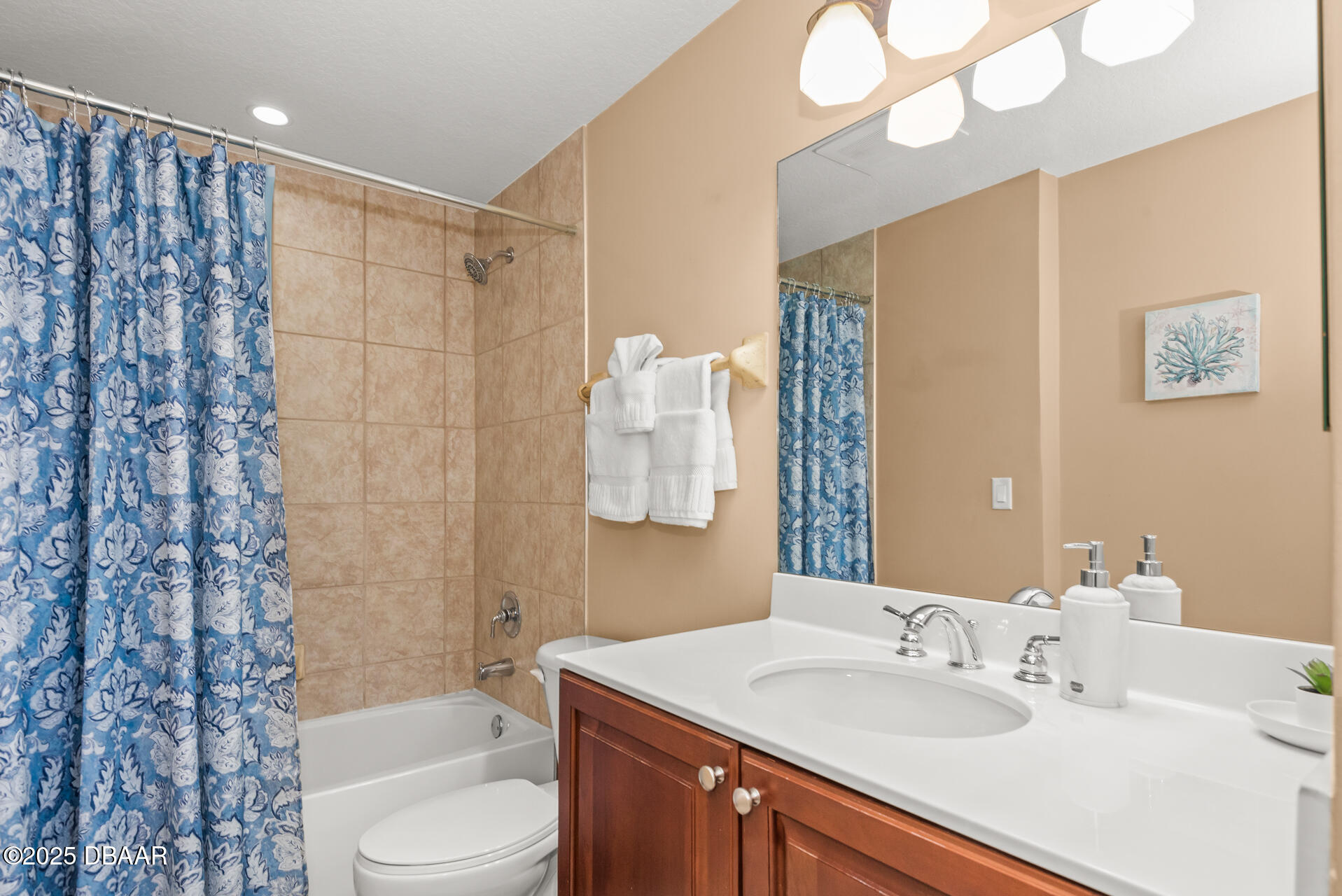 2403 S Atlantic Avenue Unit: 1110