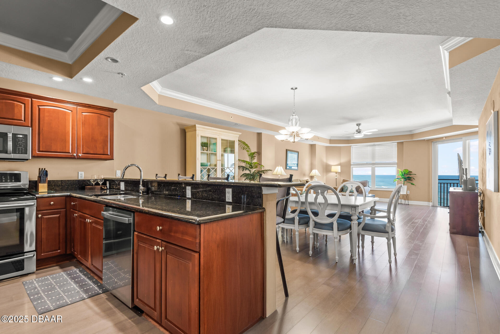 2403 S Atlantic Avenue Unit: 1110