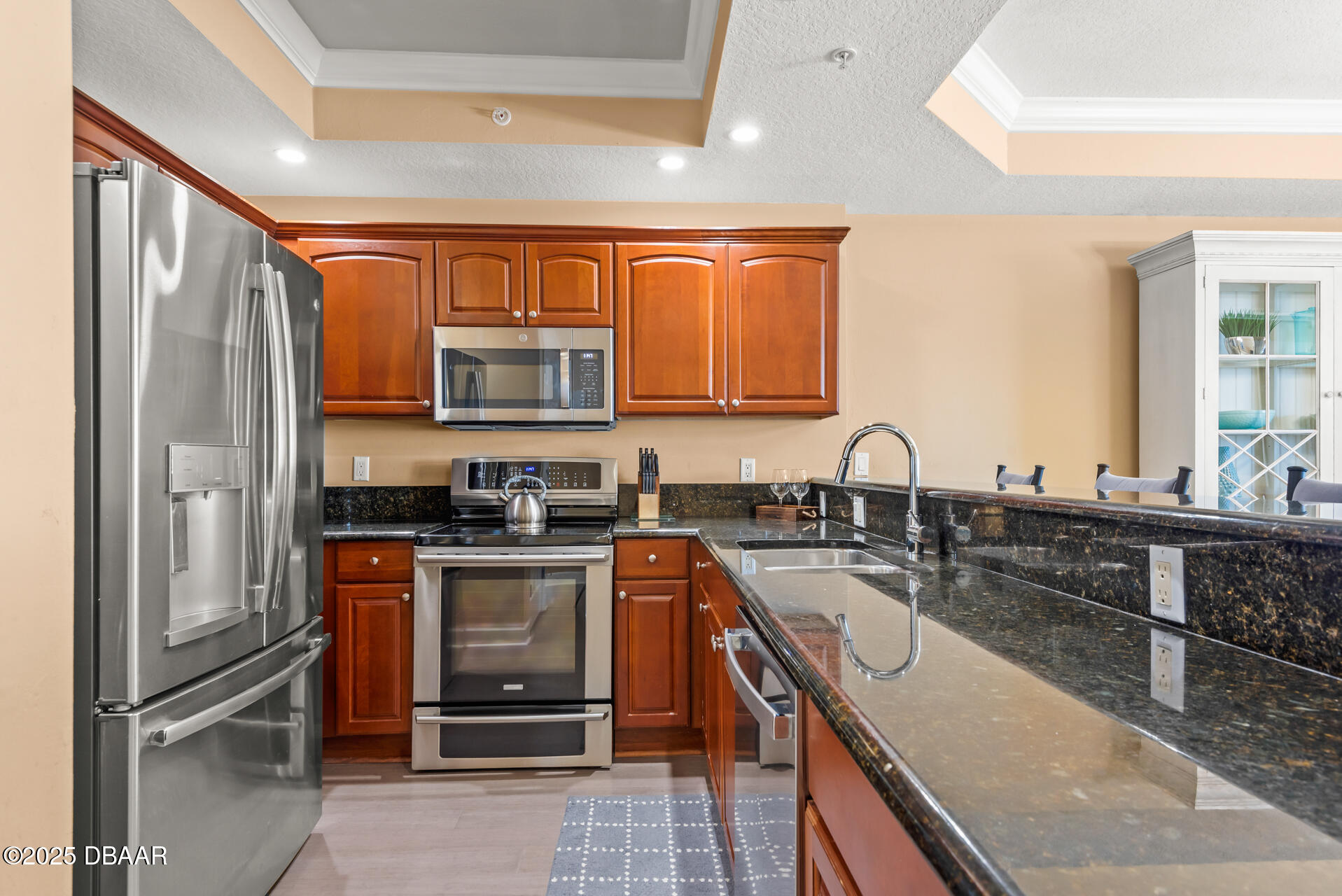 2403 S Atlantic Avenue Unit: 1110