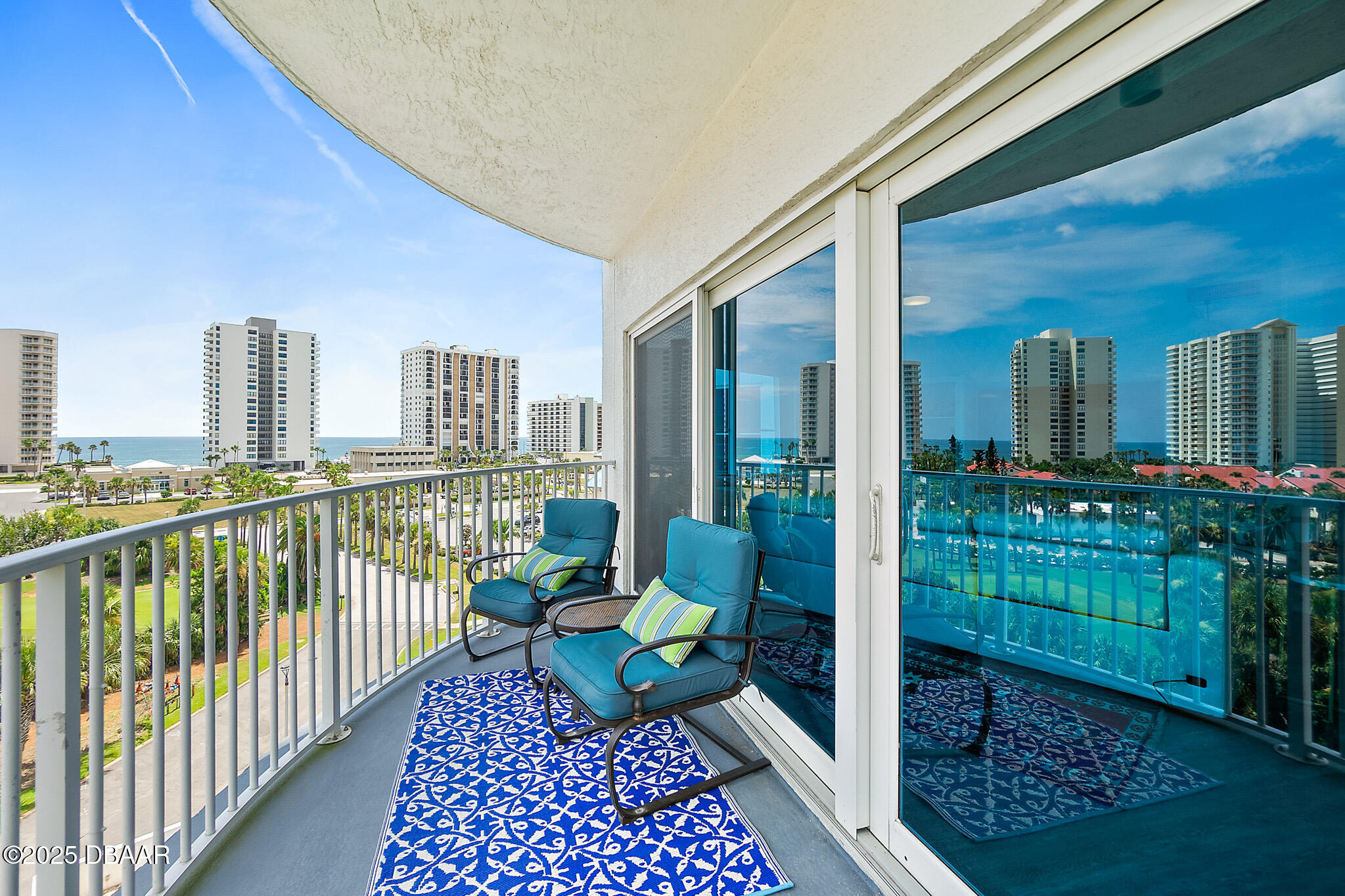 2 Oceans West Boulevard Unit: 606